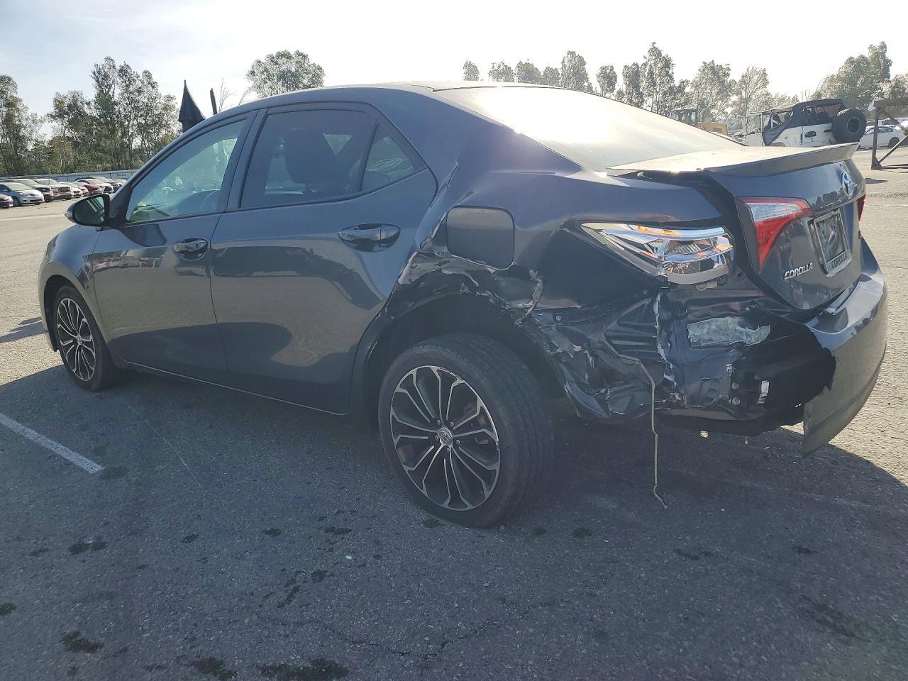 2015 TOYOTA COROLLA