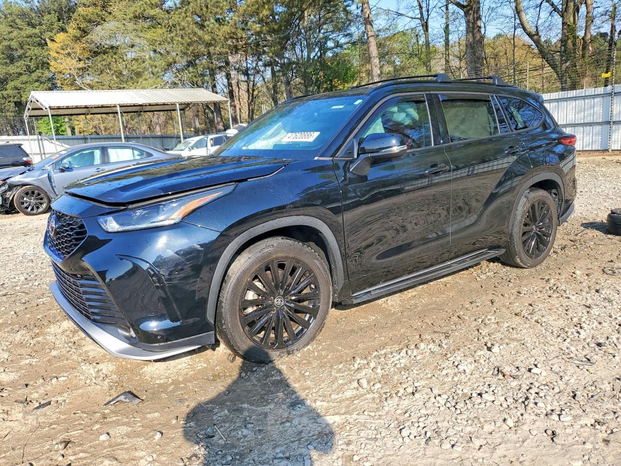 2023 TOYOTA HIGHLANDER