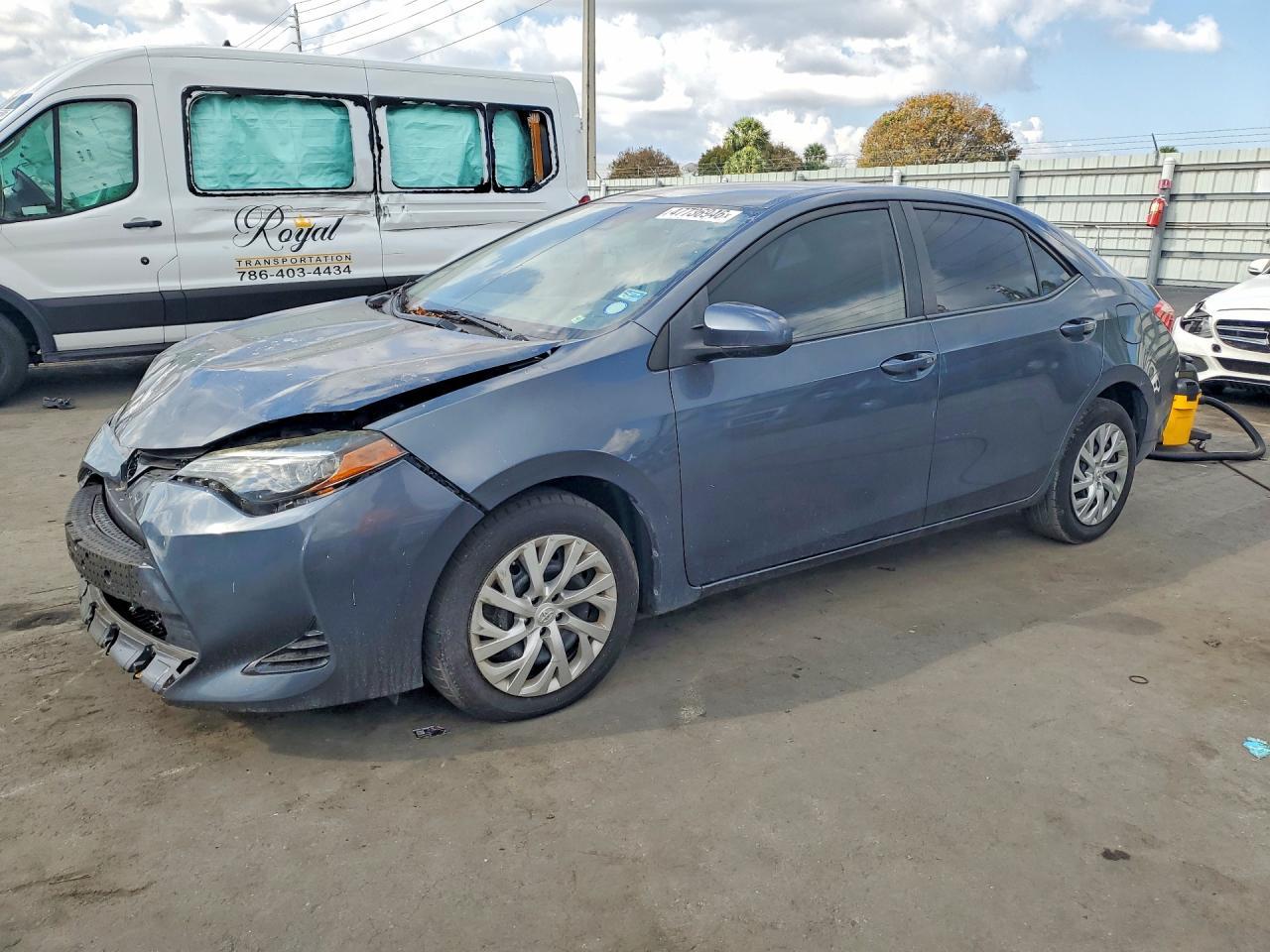 2018 TOYOTA COROLLA