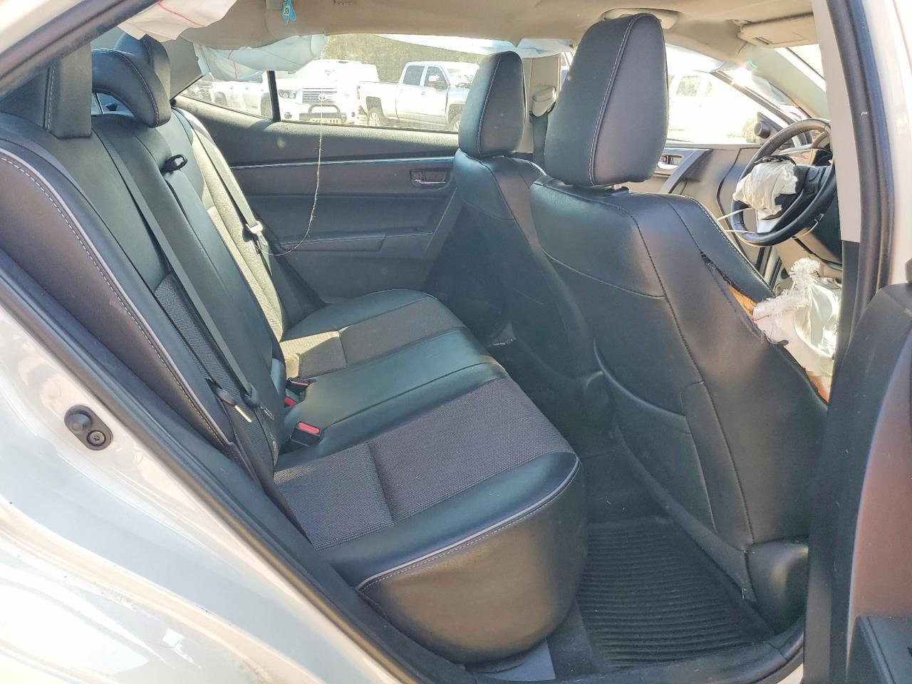 2016 TOYOTA COROLLA