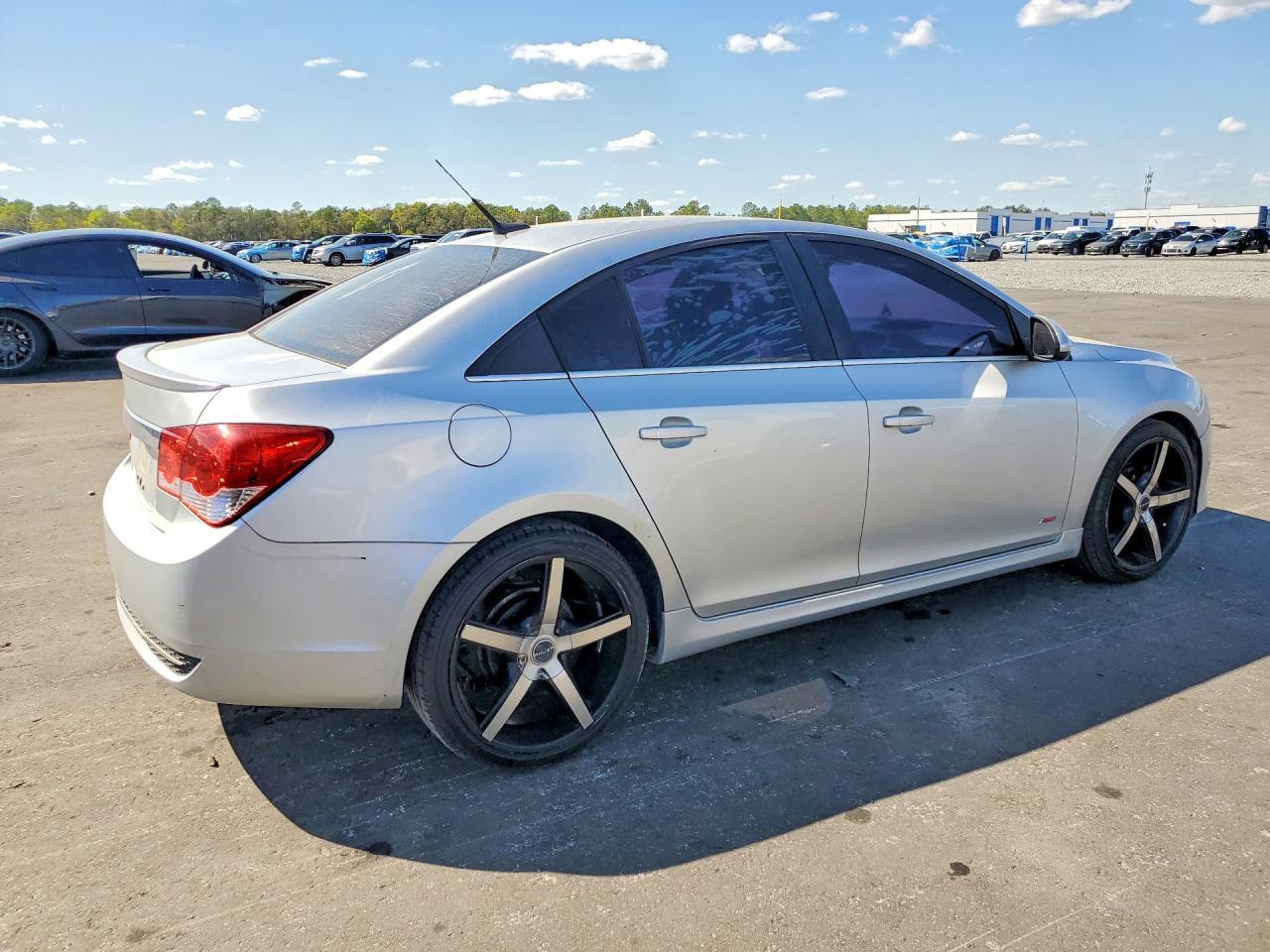 2012 CHEVROLET CRUZE