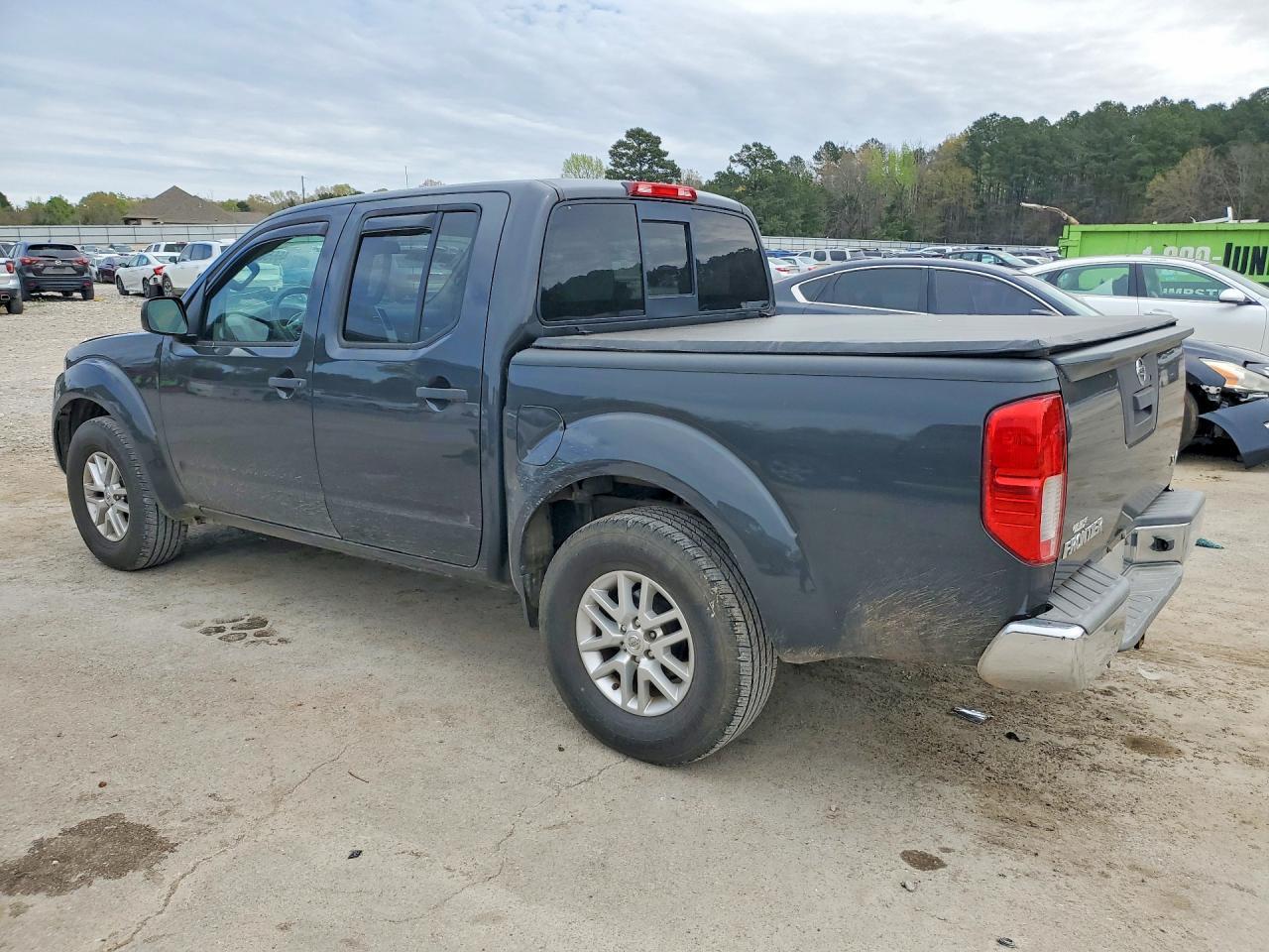 2014 NISSAN Frontier