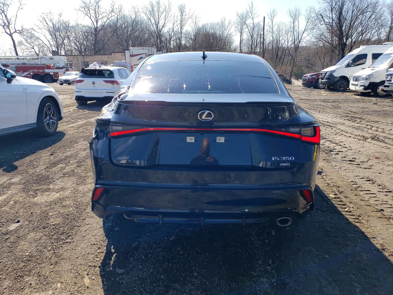 2025 LEXUS IS 350