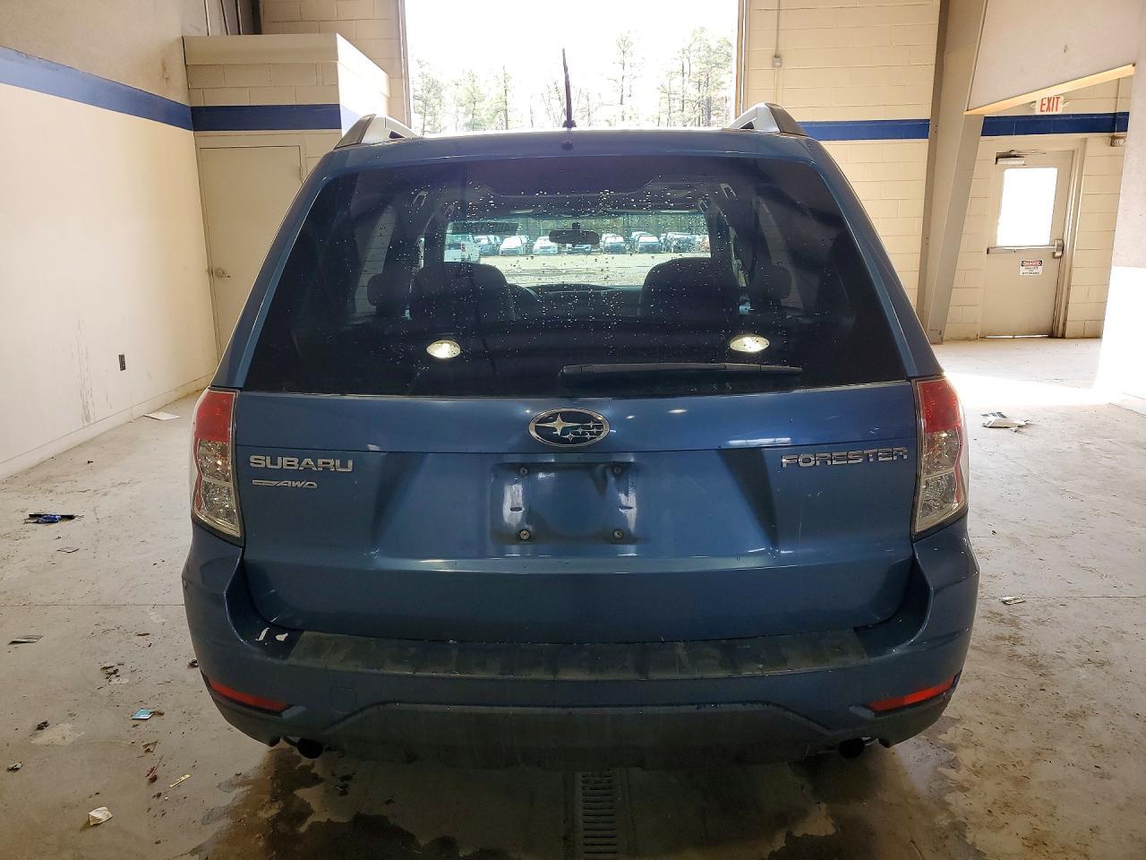 2010 SUBARU FORESTER