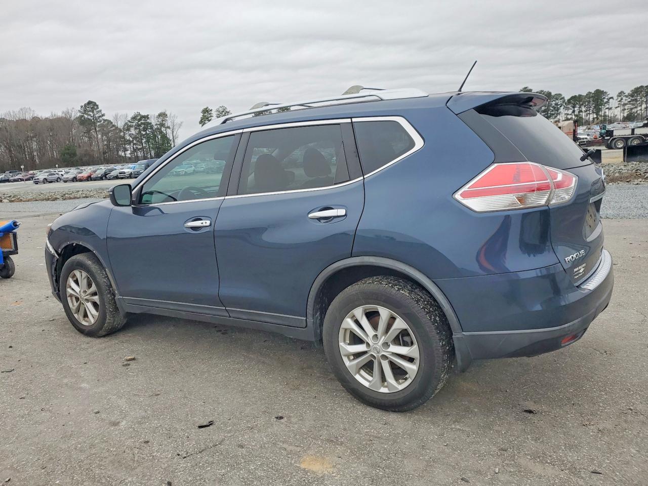 2016 NISSAN ROGUE
