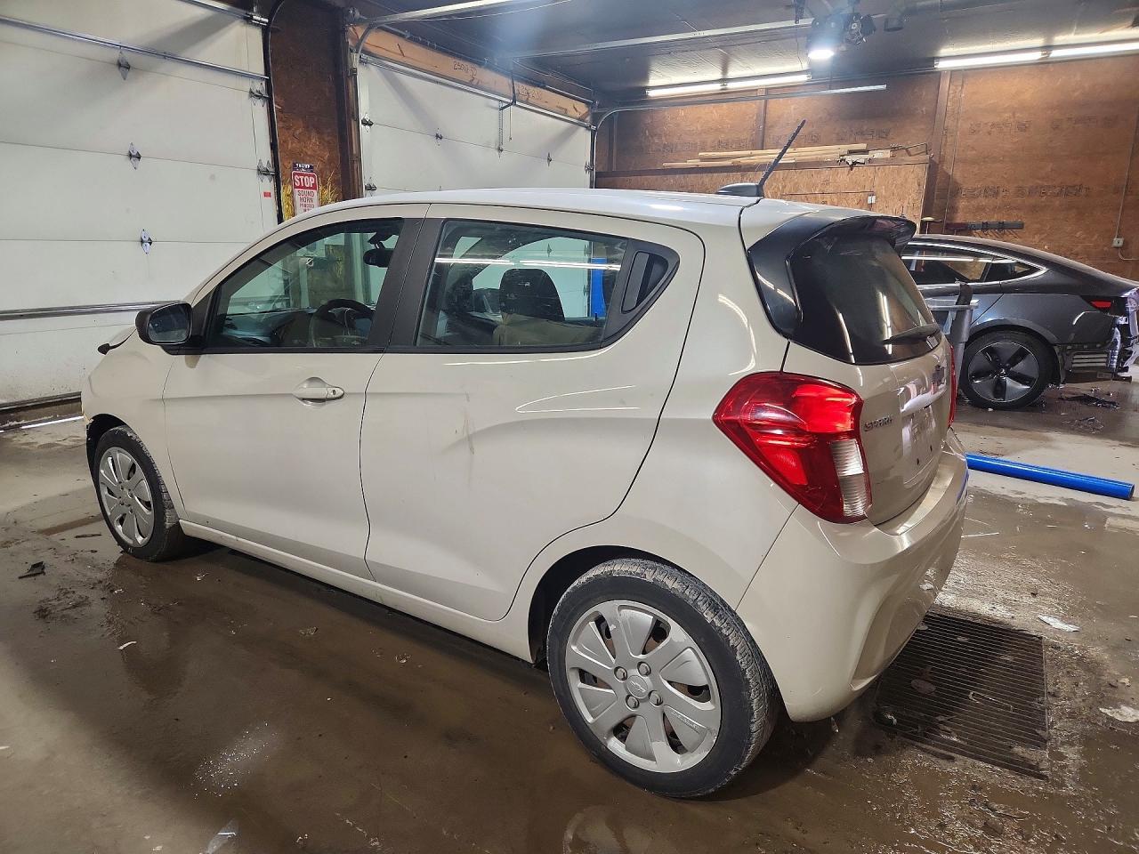 2017 CHEVROLET Spark