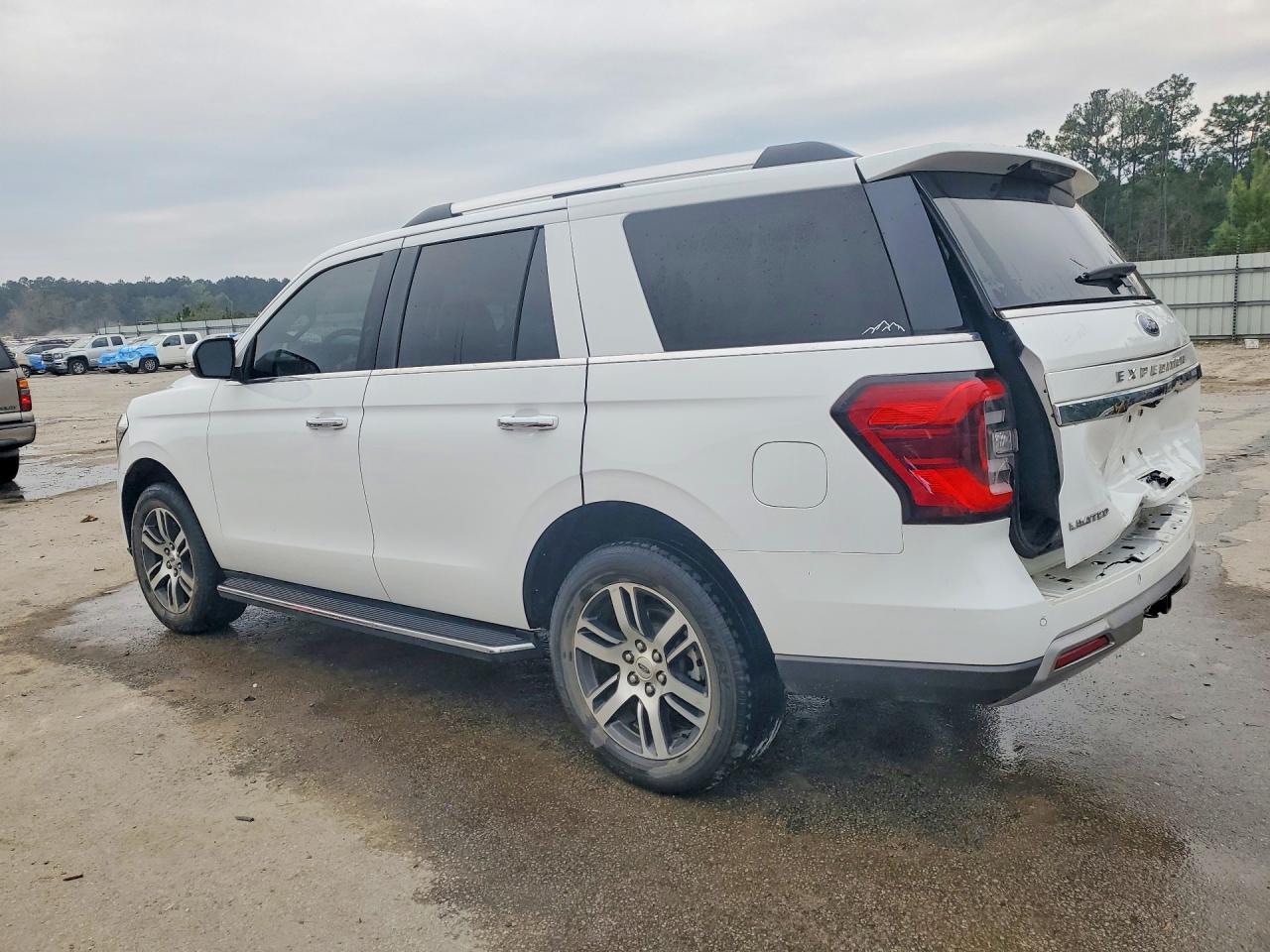 2022 FORD Expedition