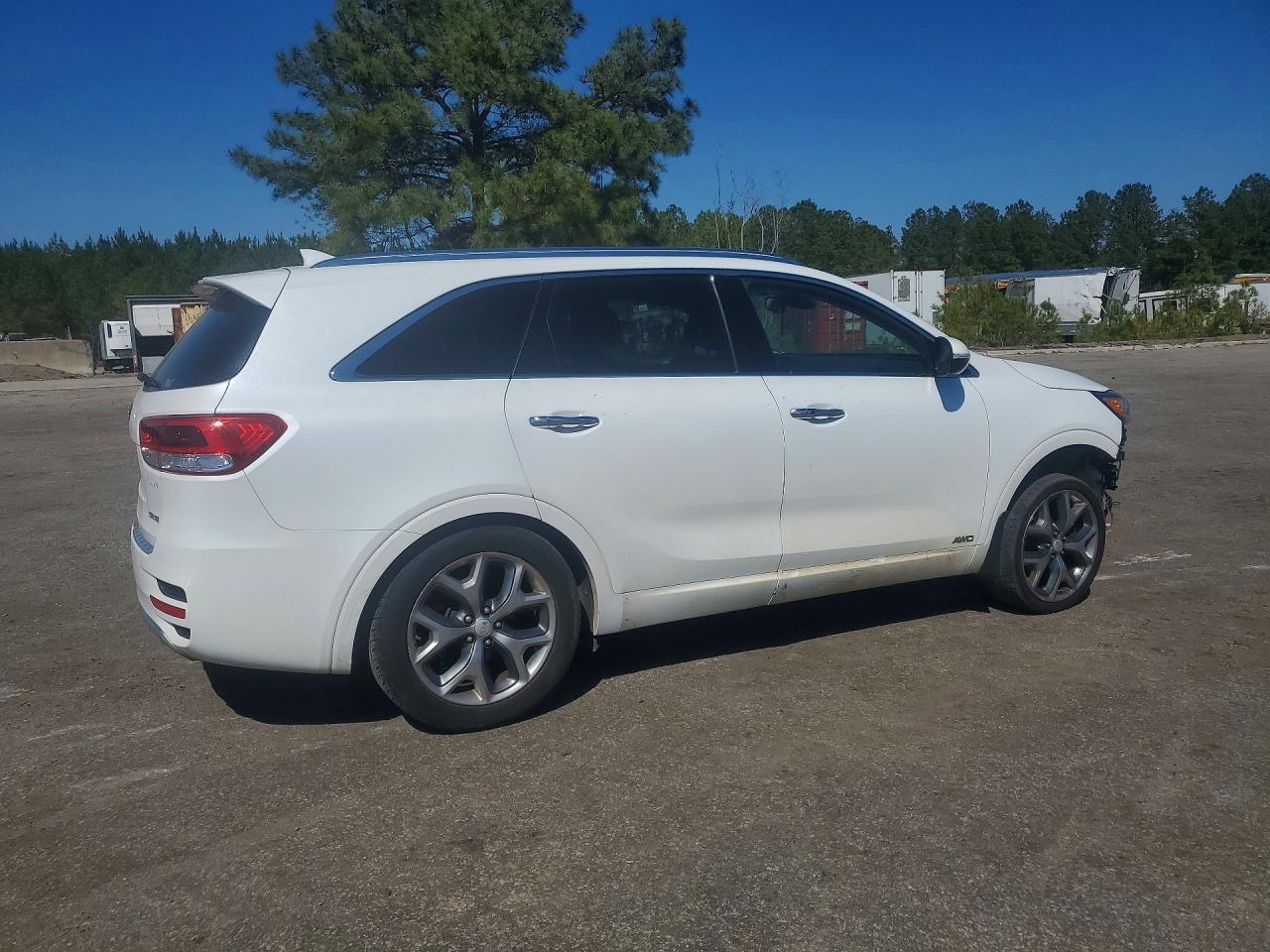2017 KIA SORENTO