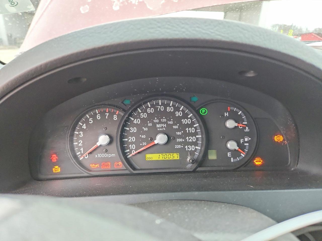 2005 KIA SORENTO