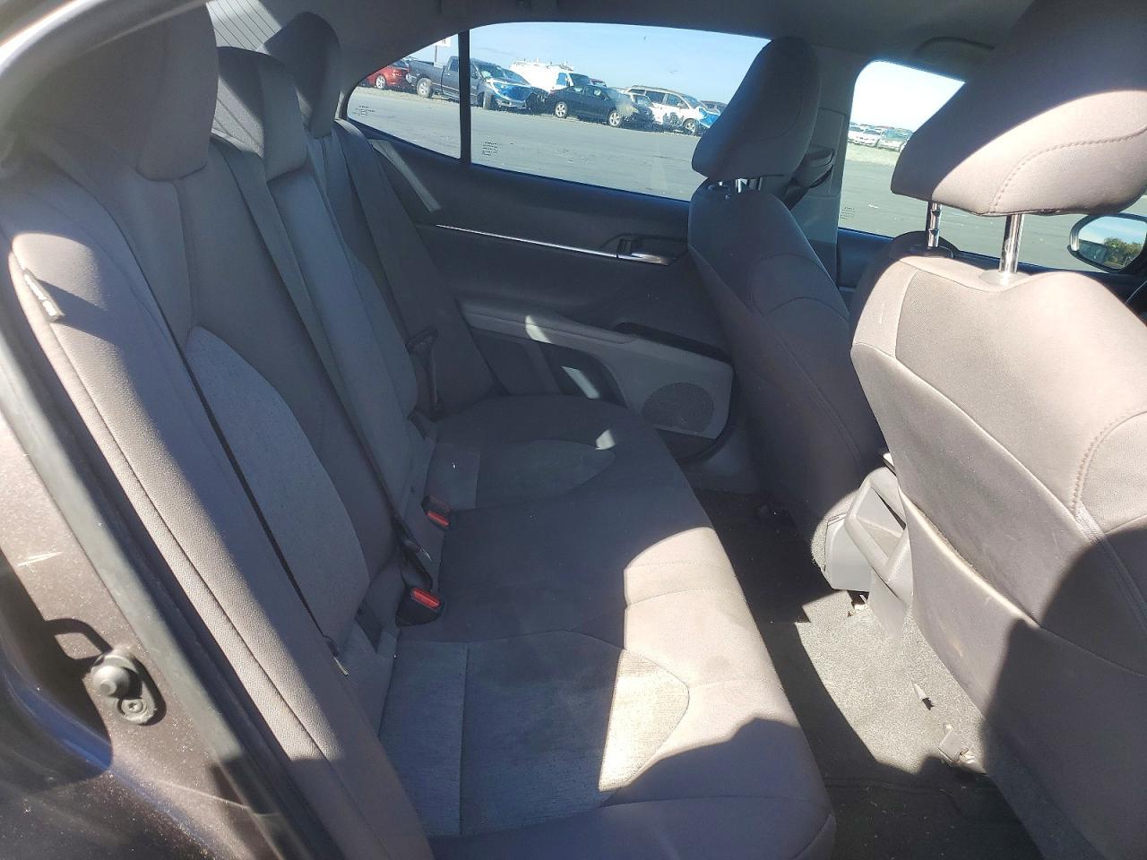 2019 TOYOTA CAMRY