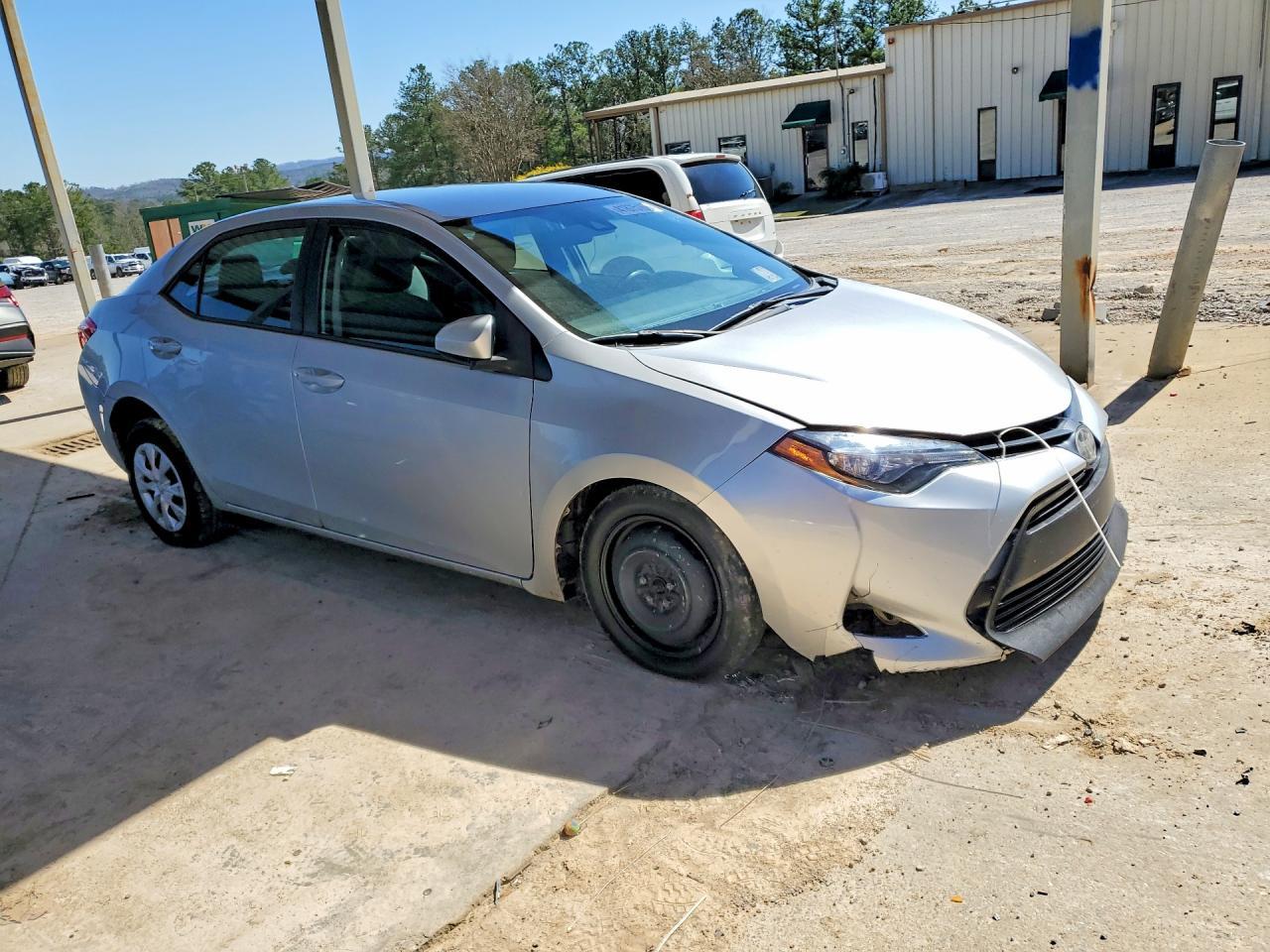 2018 TOYOTA COROLLA