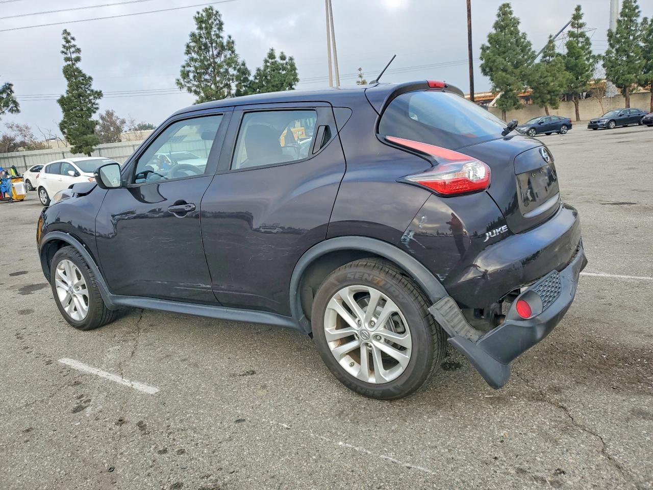 2015 NISSAN Juke