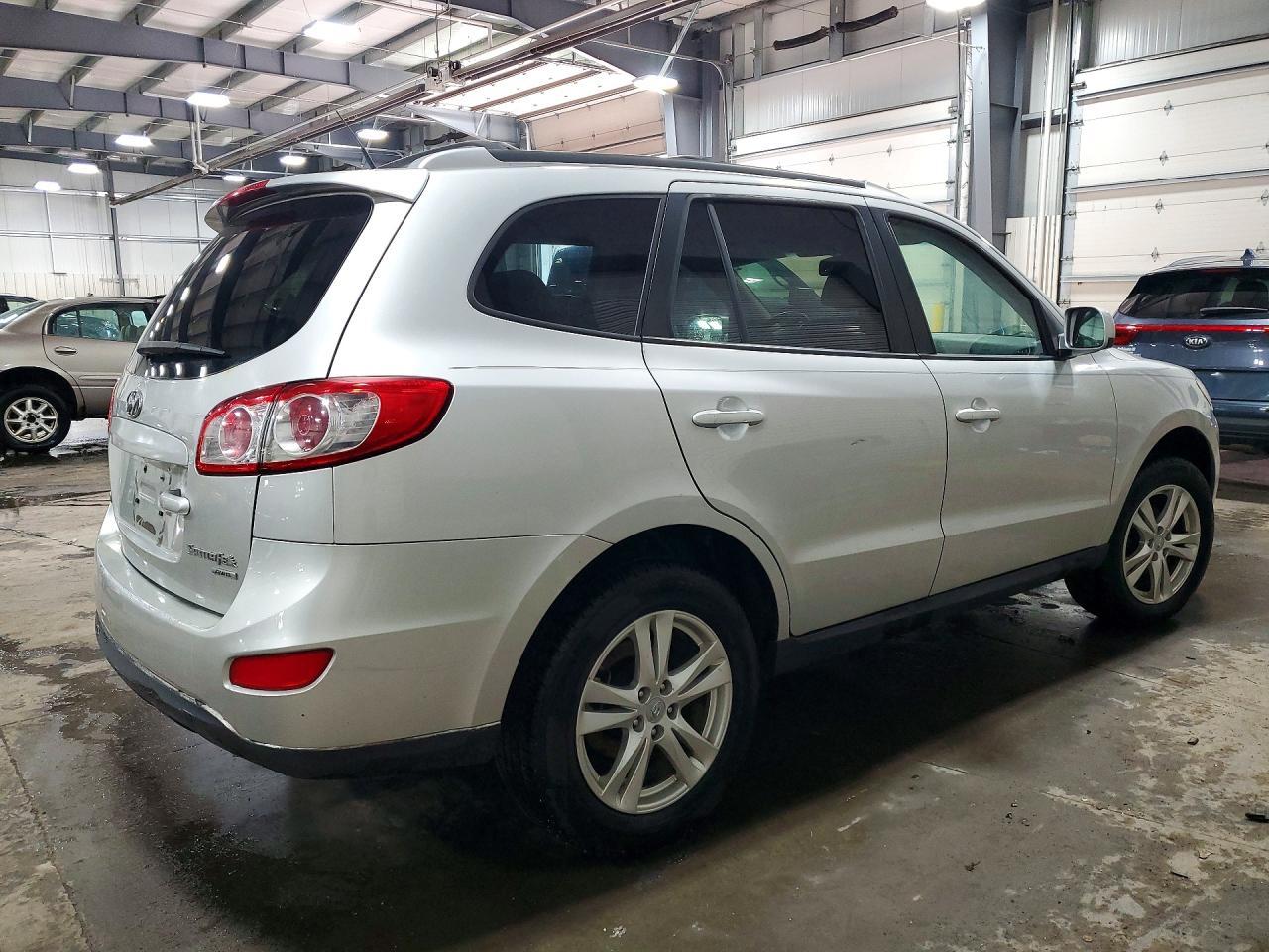 2011 HYUNDAI SANTA FE
