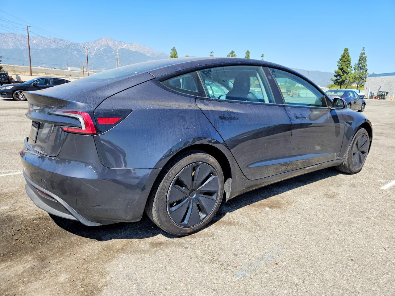 2024 TESLA MODEL 3