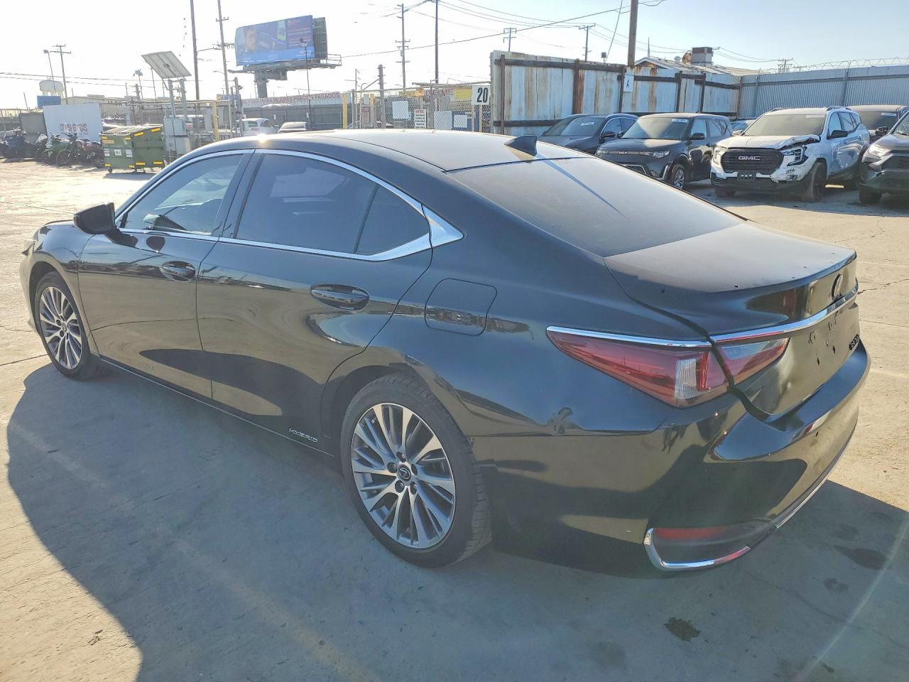 2021 LEXUS ES 300H