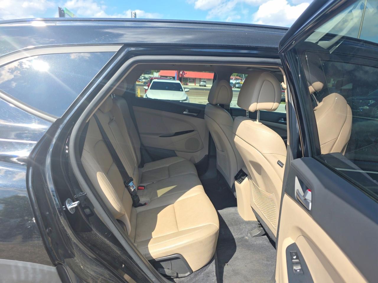 2016 HYUNDAI TUCSON