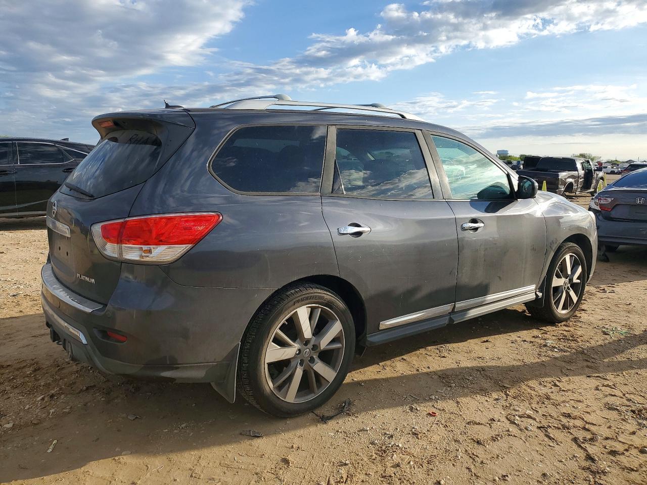 2014 NISSAN PATHFINDER