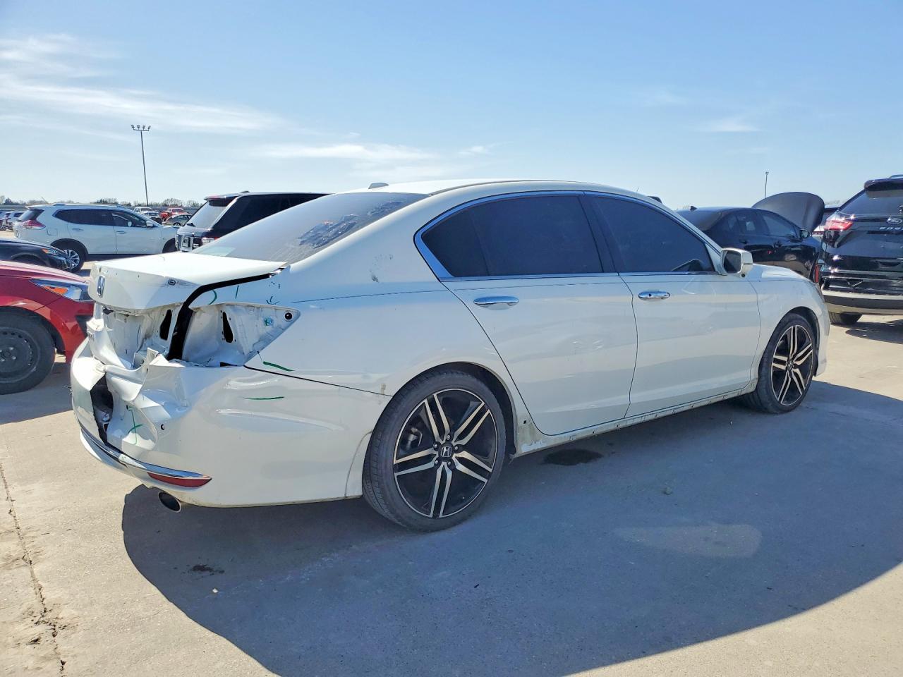 2017 HONDA ACCORD