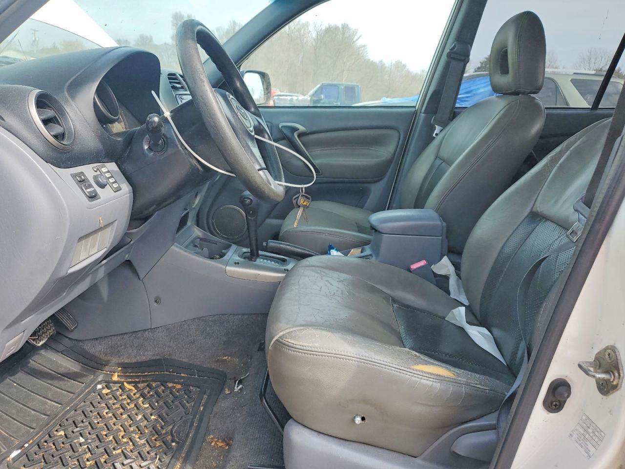 2003 TOYOTA RAV4