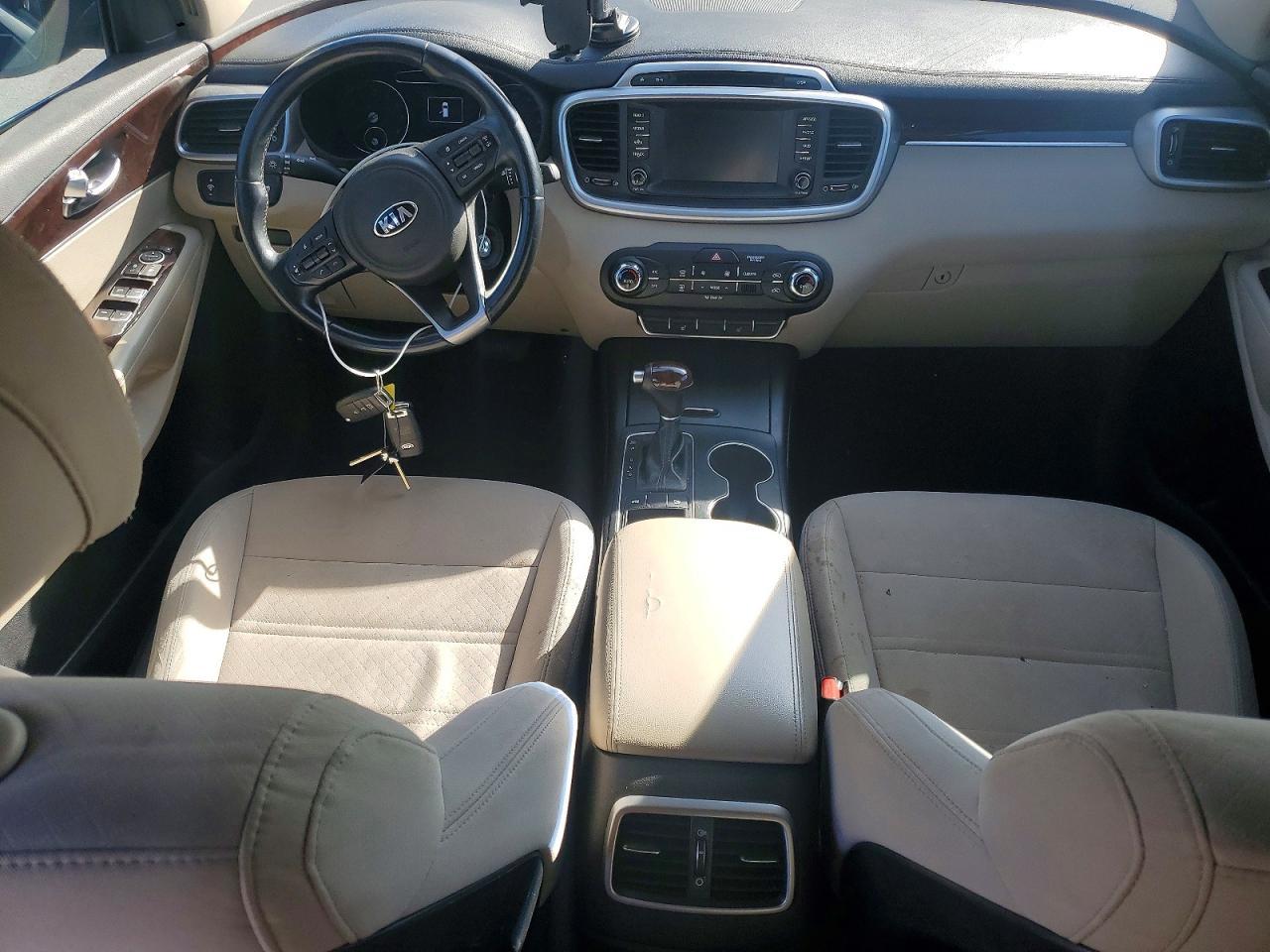 2017 KIA SORENTO