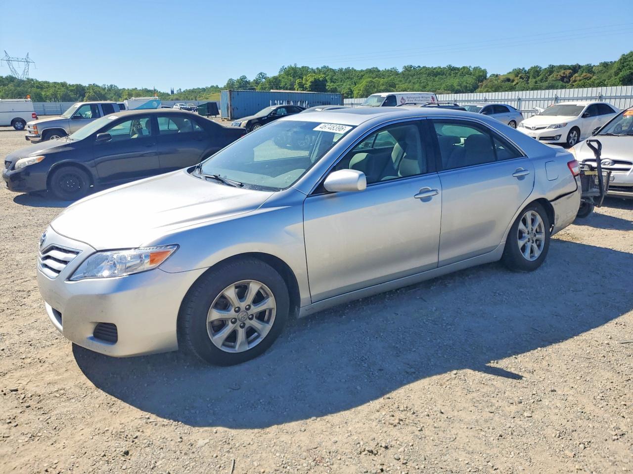 2011 TOYOTA CAMRY