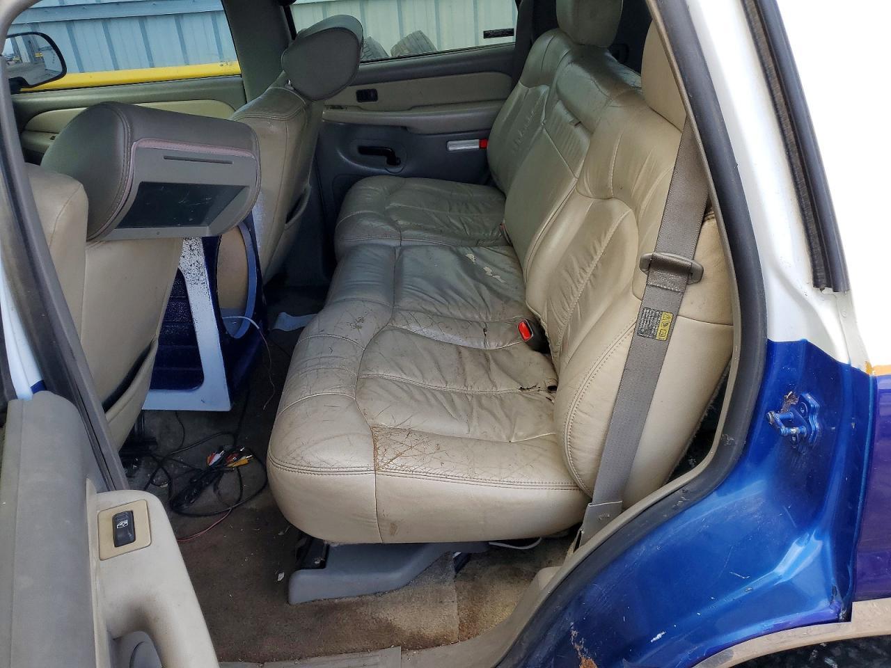 2002 CHEVROLET Tahoe
