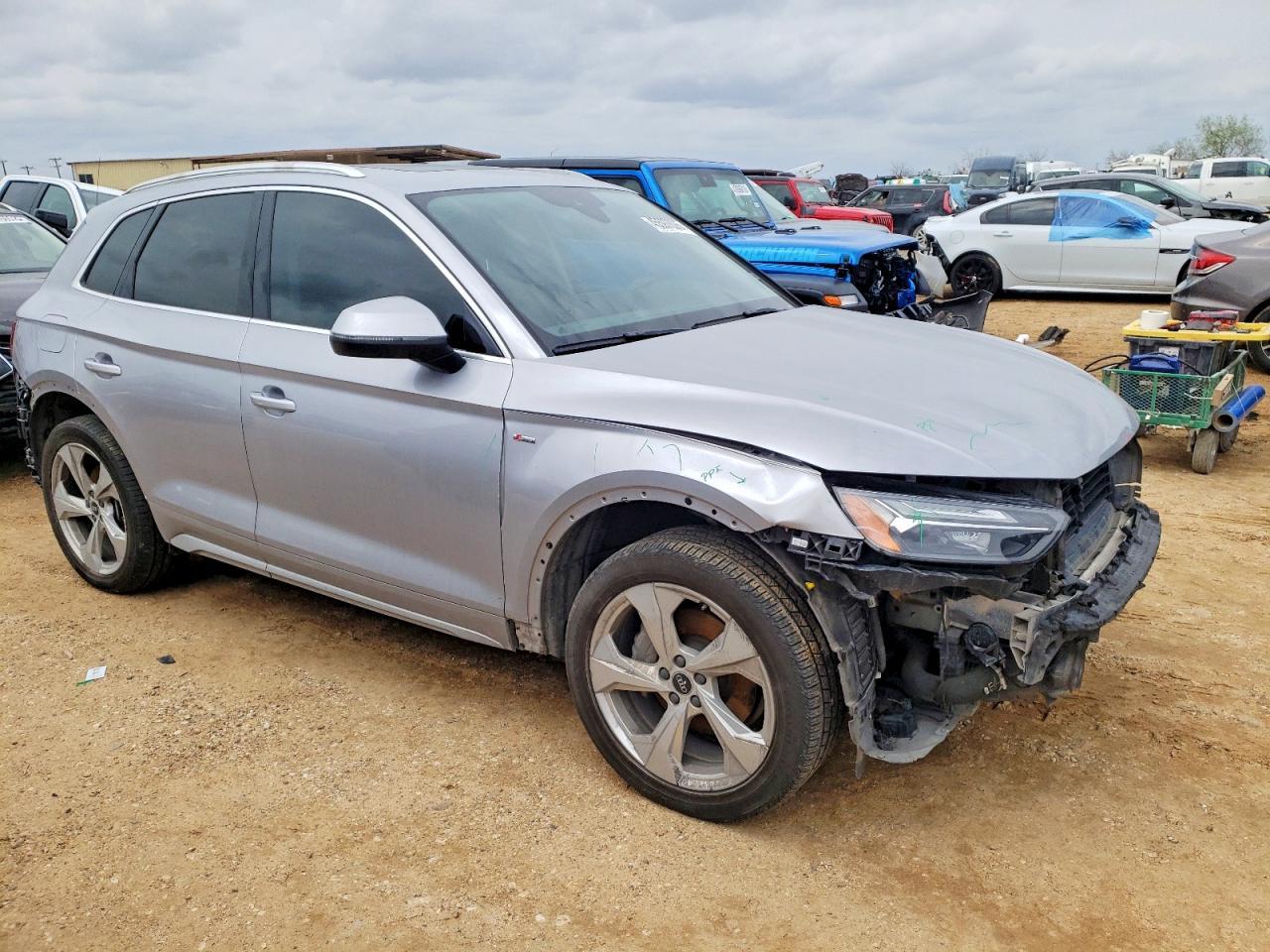 2022 AUDI Q5