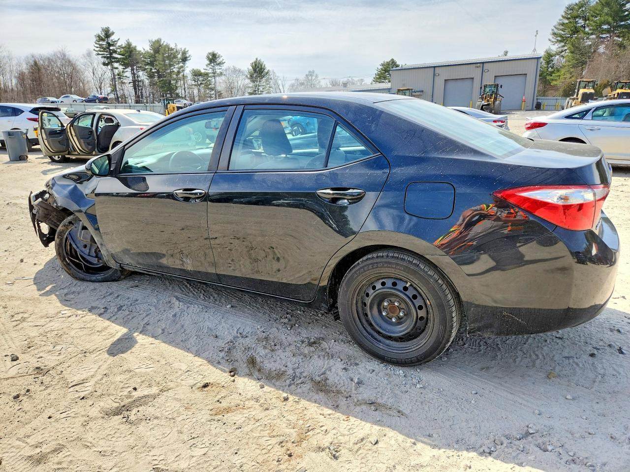 2015 TOYOTA COROLLA