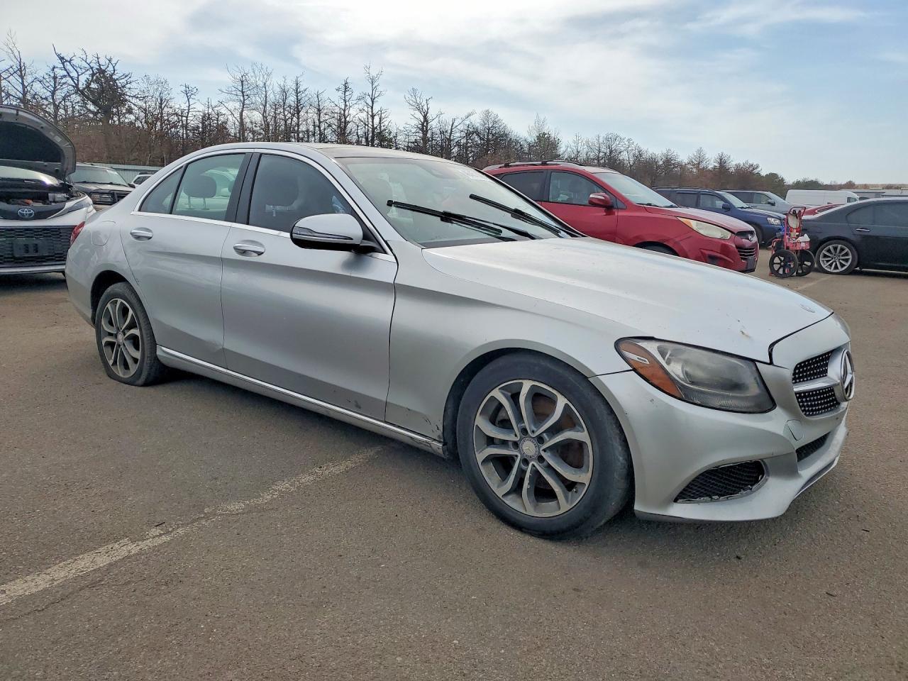 2016 MERCEDES-BENZ C-CLASS