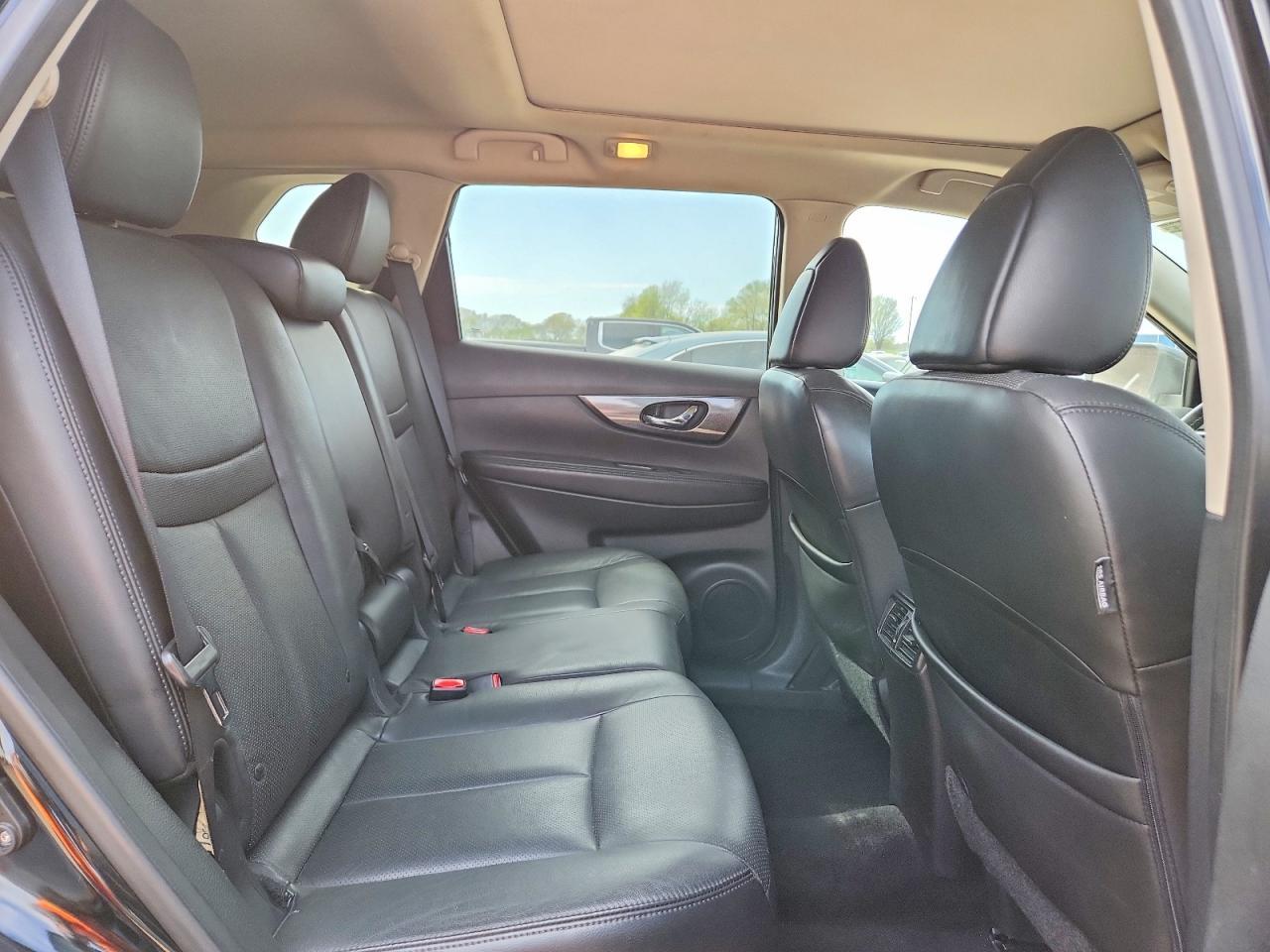 2014 NISSAN ROGUE