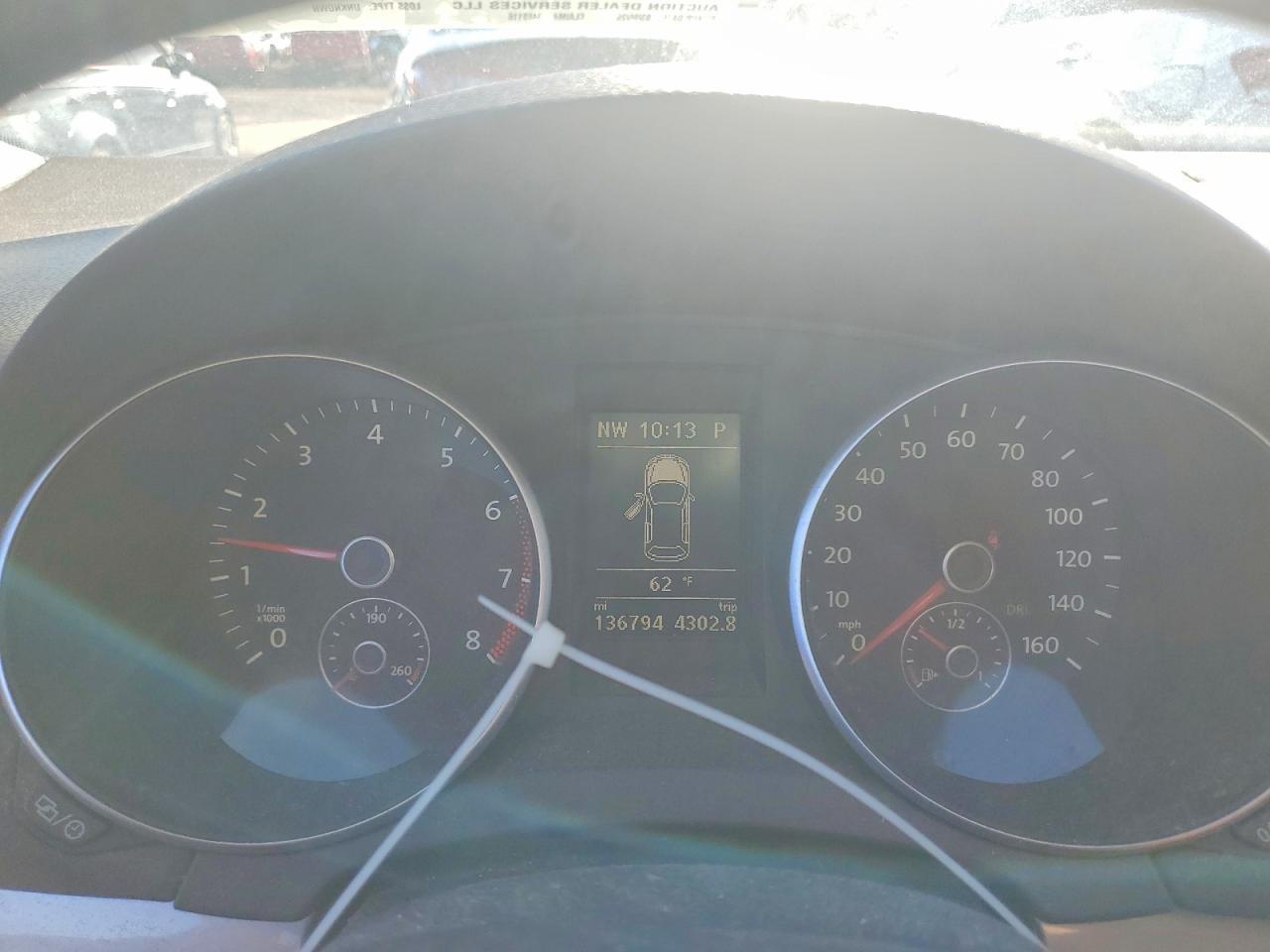2013 VOLKSWAGEN GOLF