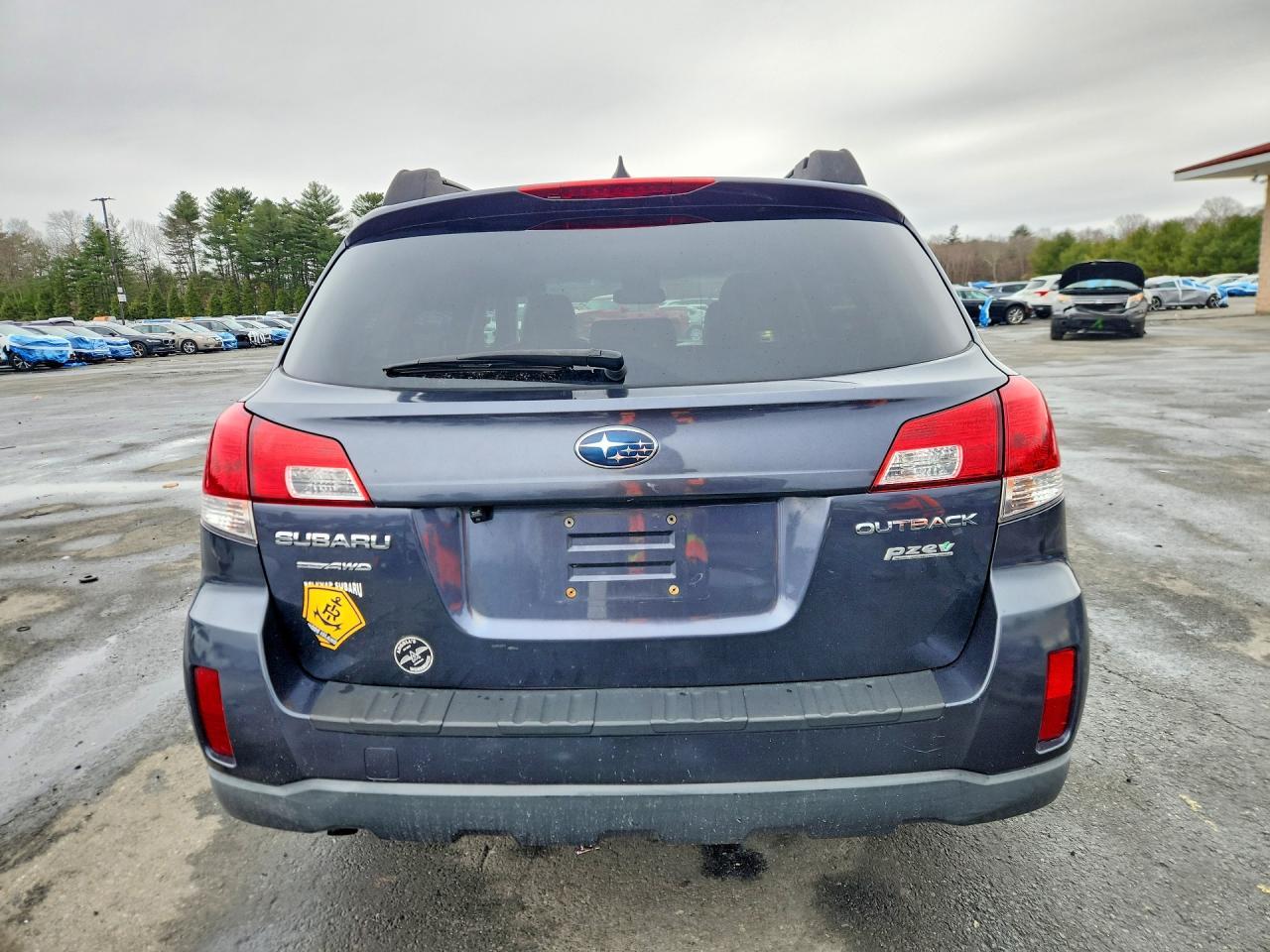 2013 SUBARU Outback