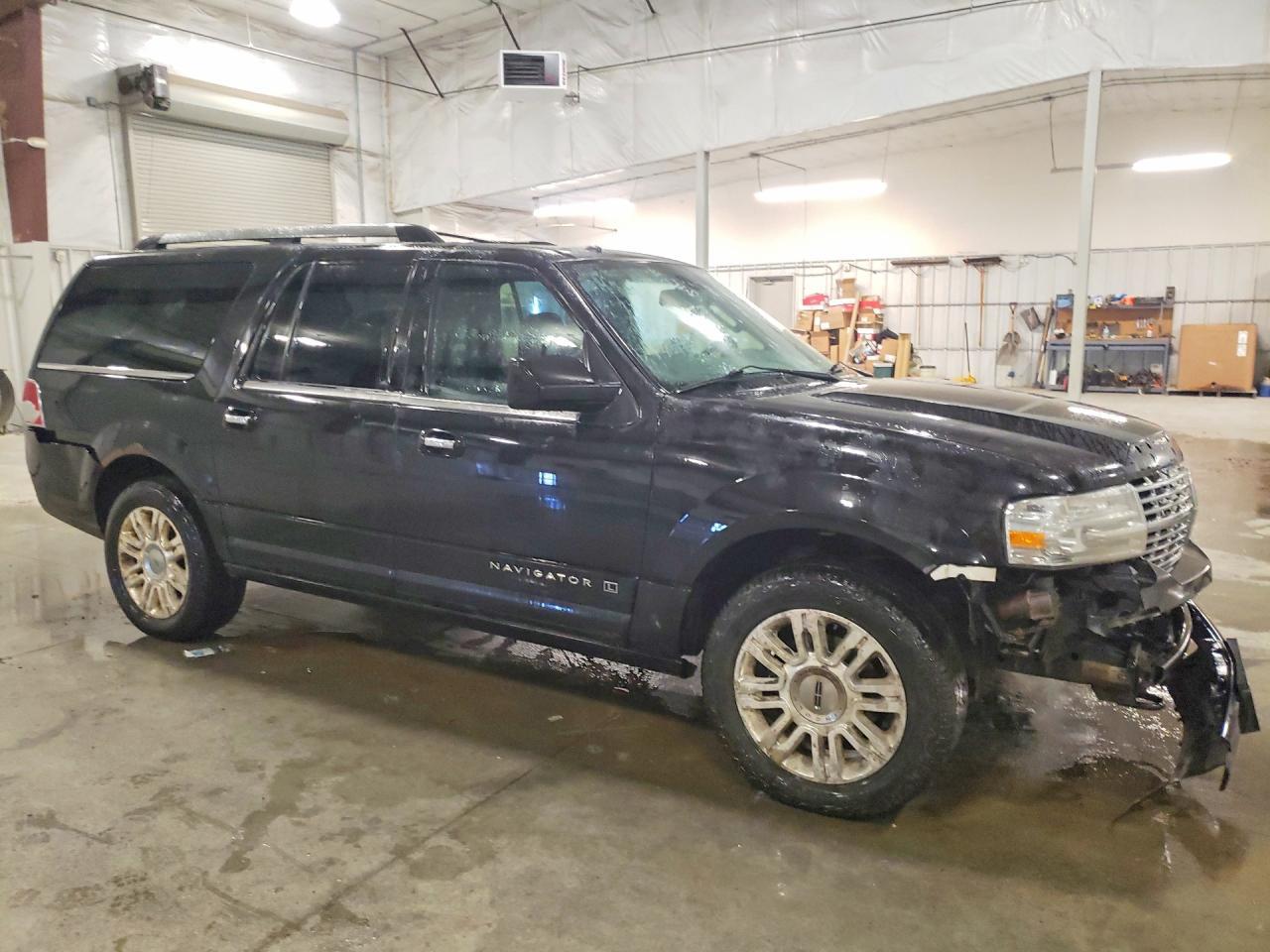 2013 LINCOLN Navigator