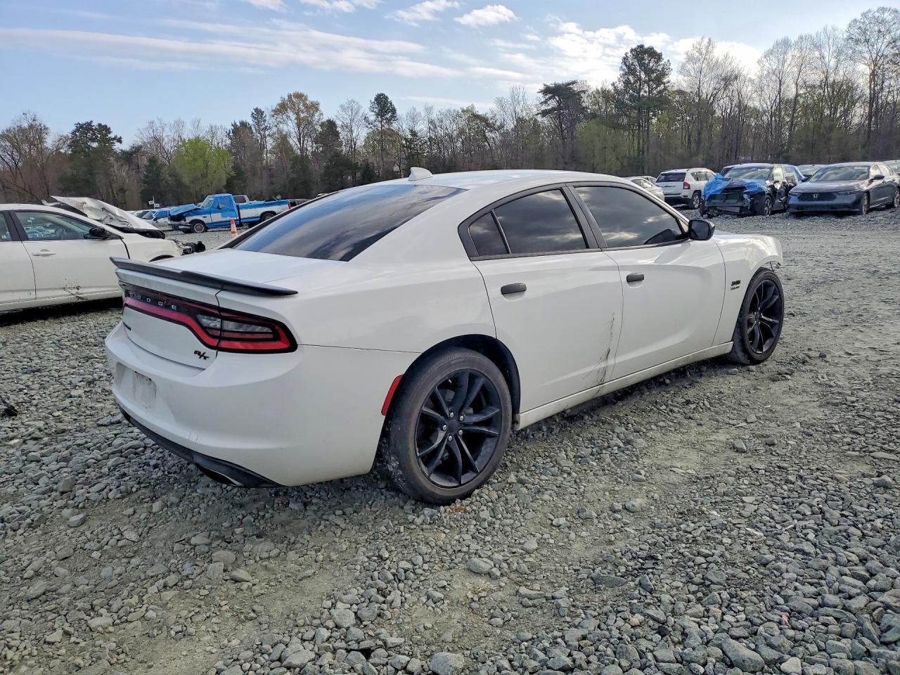 2016 DODGE CHARGER