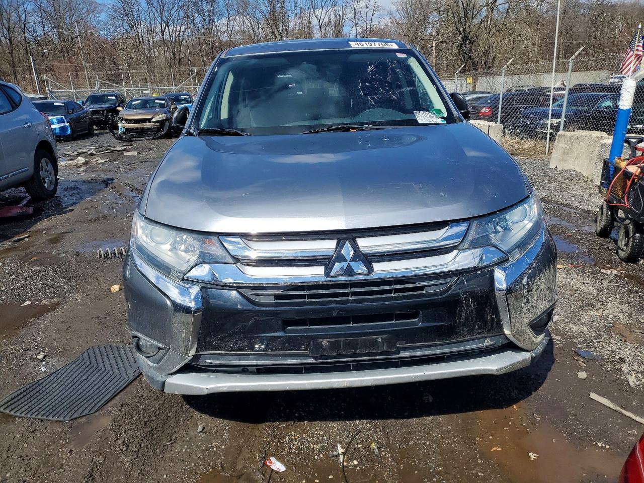 2016 MITSUBISHI outlander