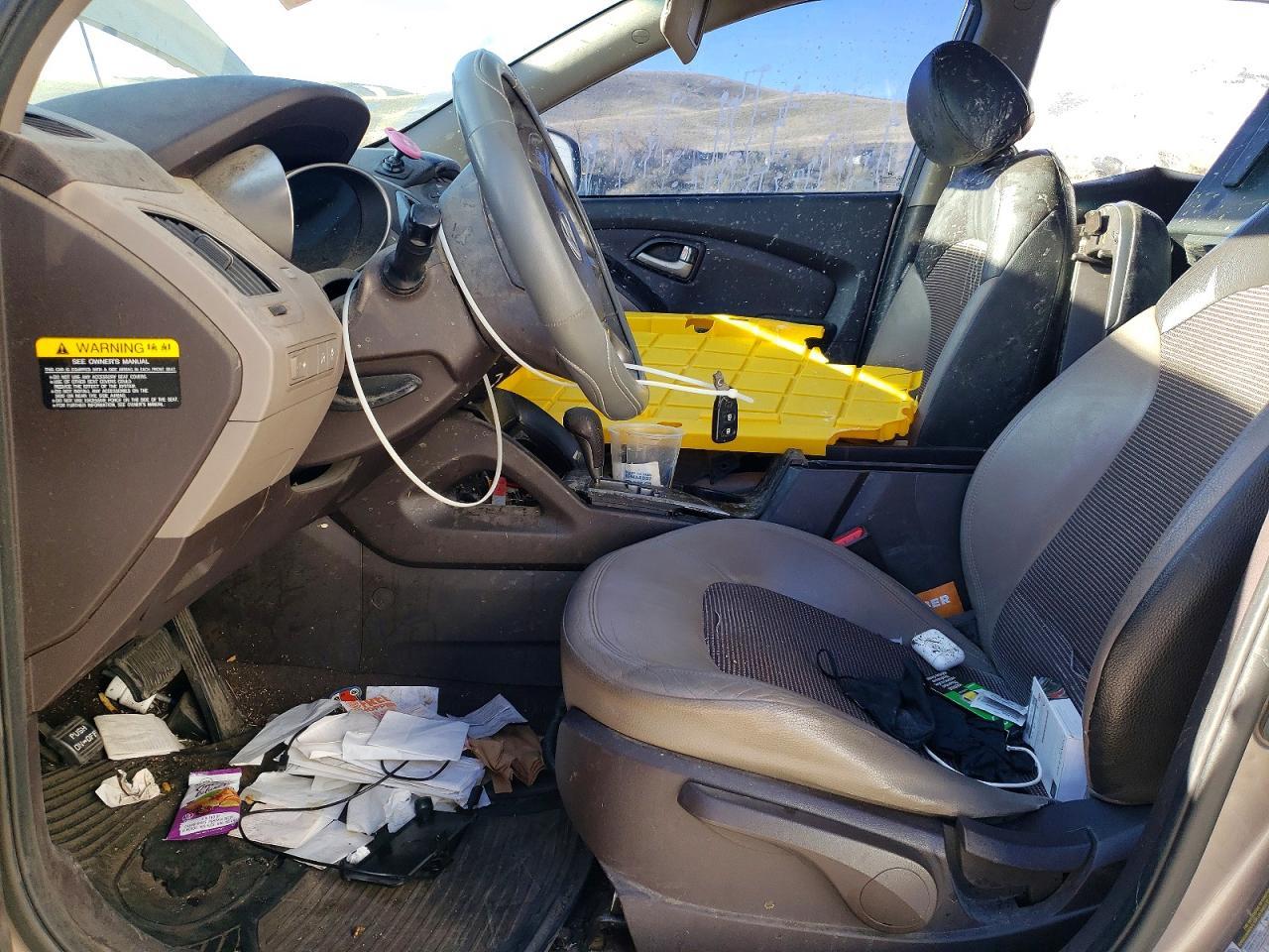 2011 HYUNDAI TUCSON