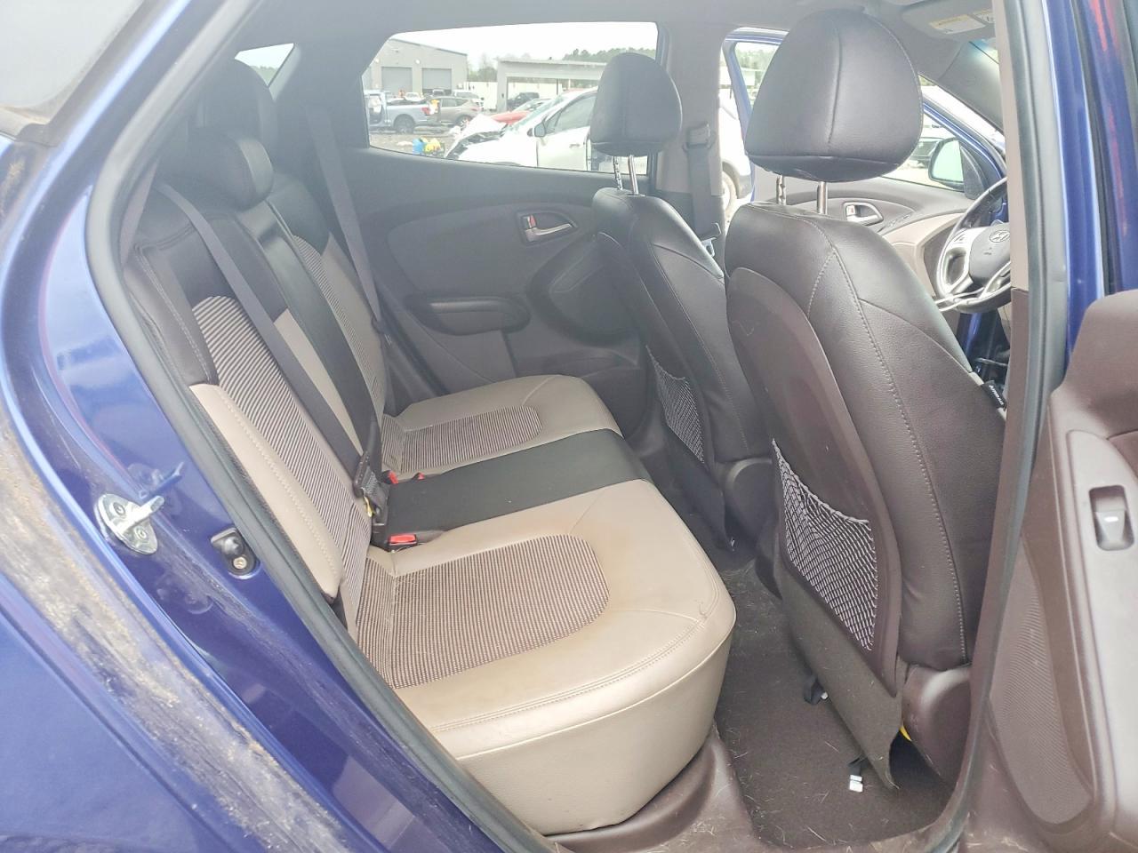 2012 HYUNDAI TUCSON