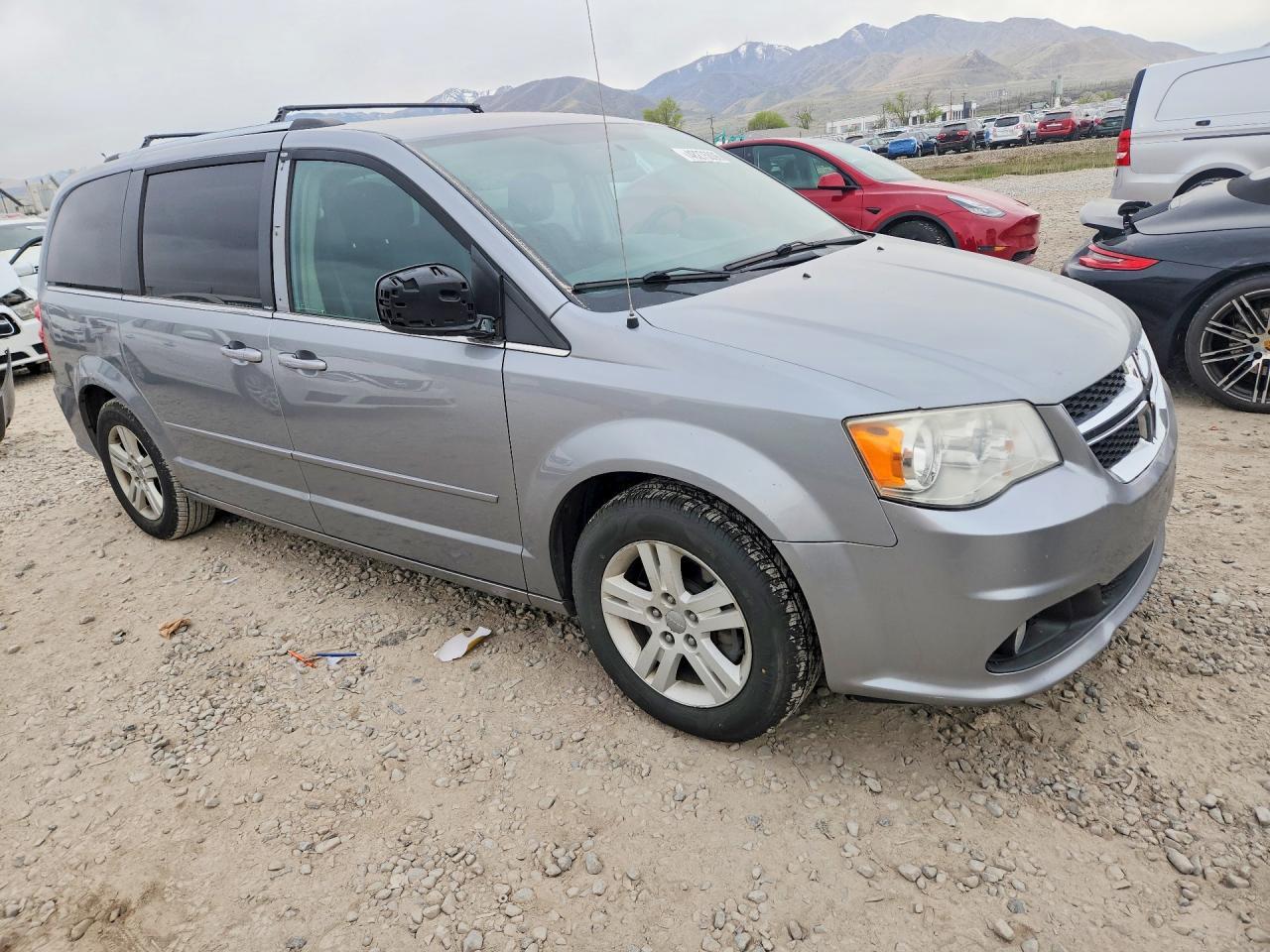 2013 DODGE GRAND CARAVAN