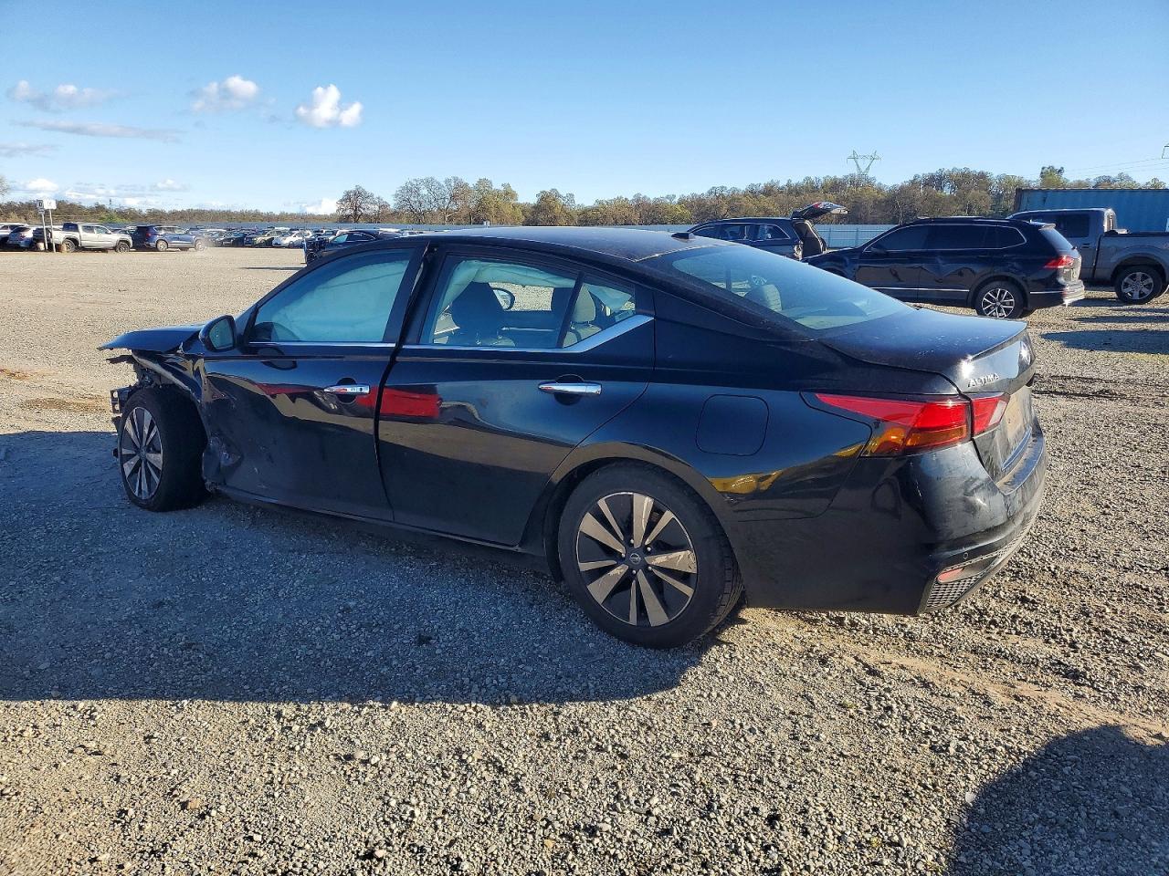 2021 NISSAN ALTIMA