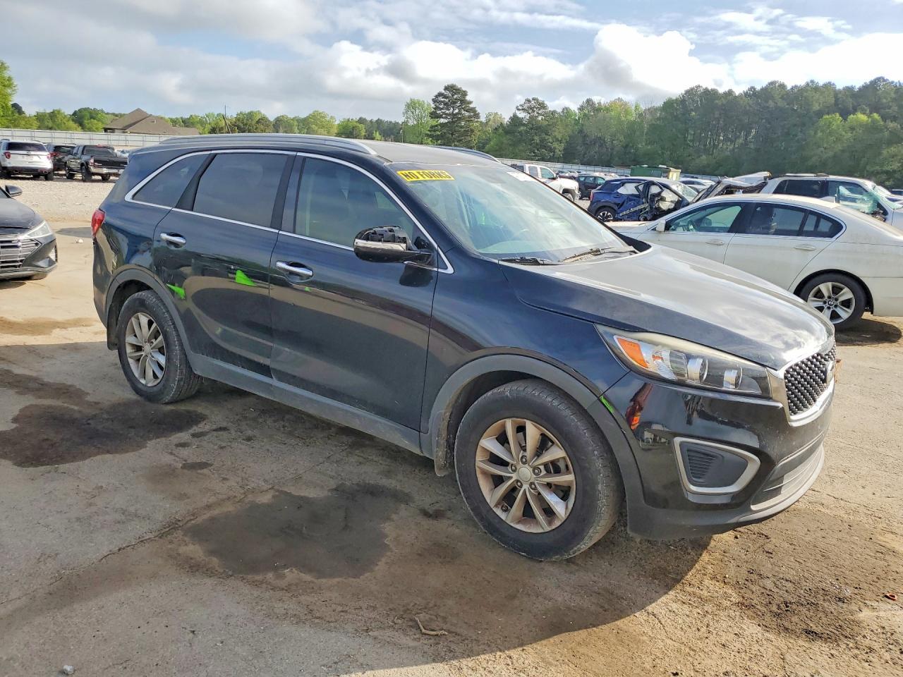 2016 KIA SORENTO