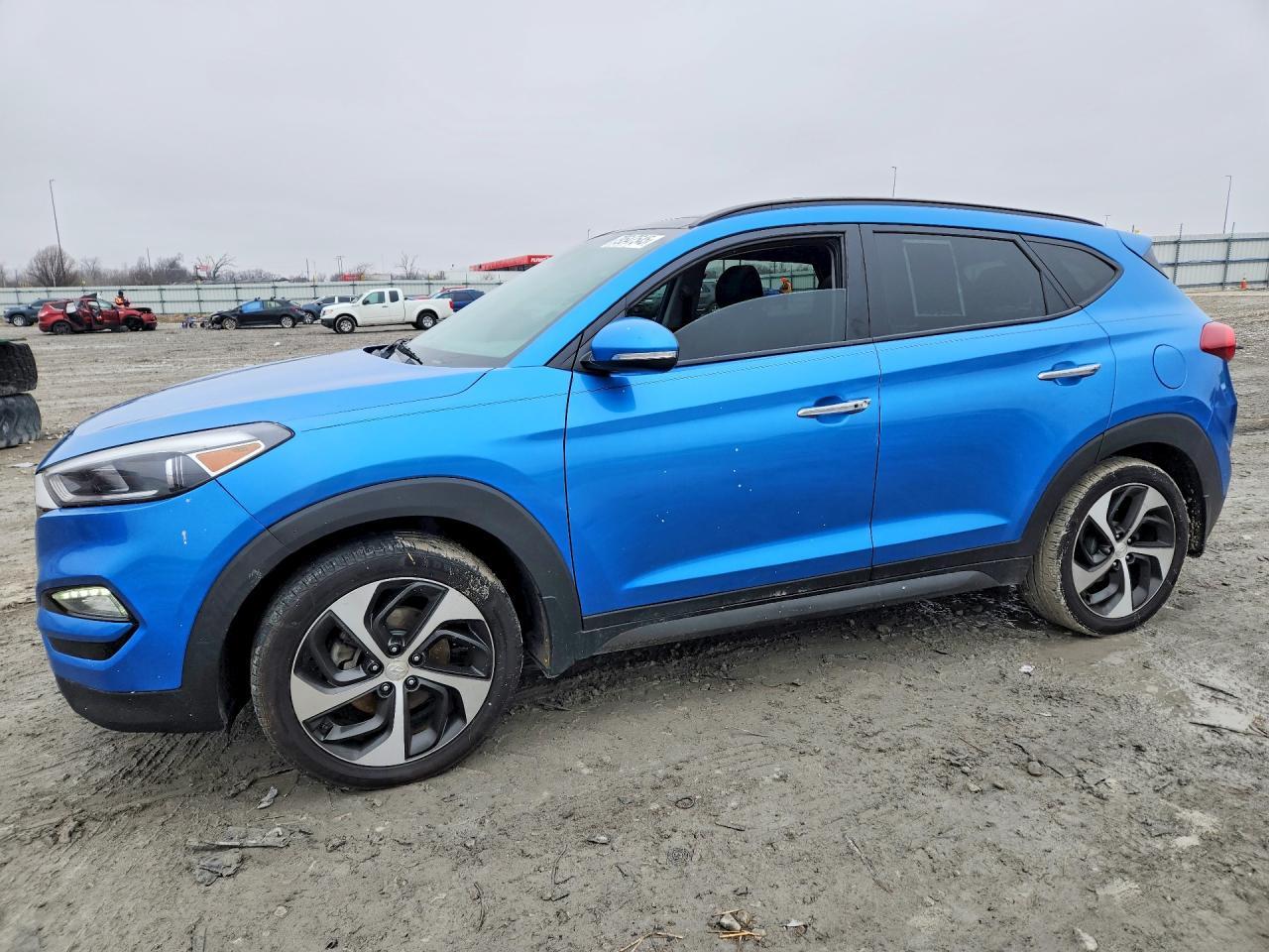 2016 HYUNDAI TUCSON