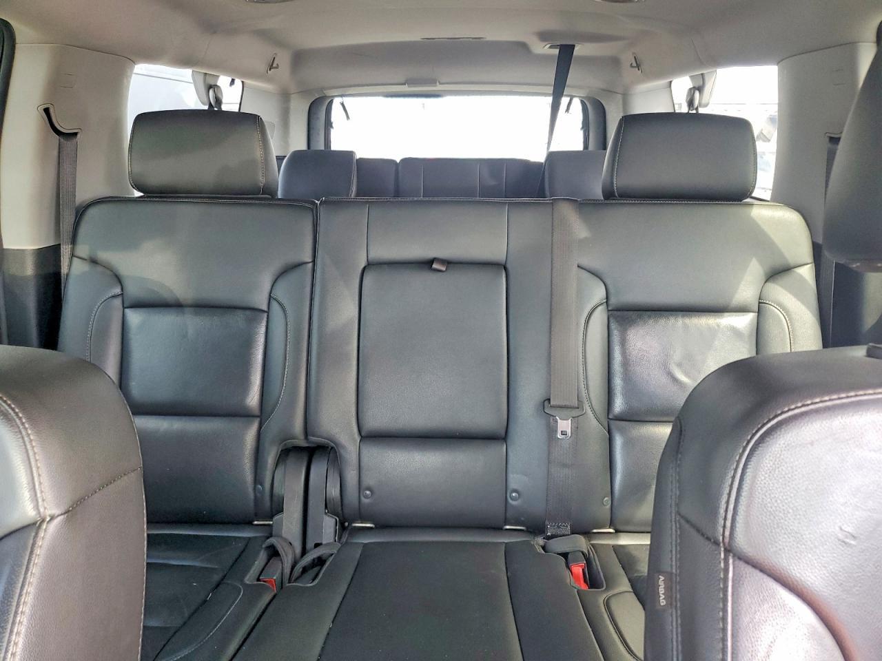 2018 CHEVROLET Suburban