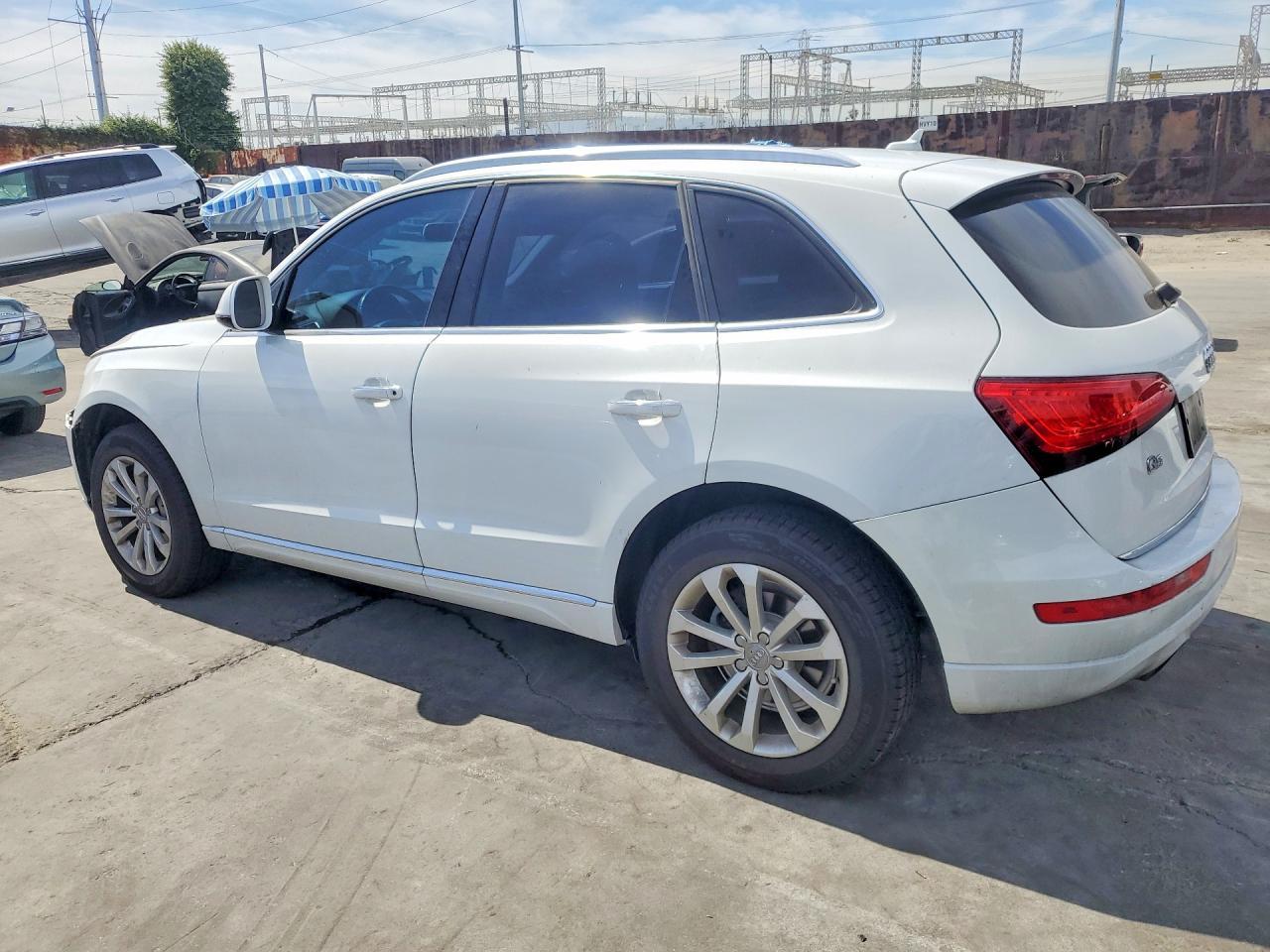 2015 AUDI Q5