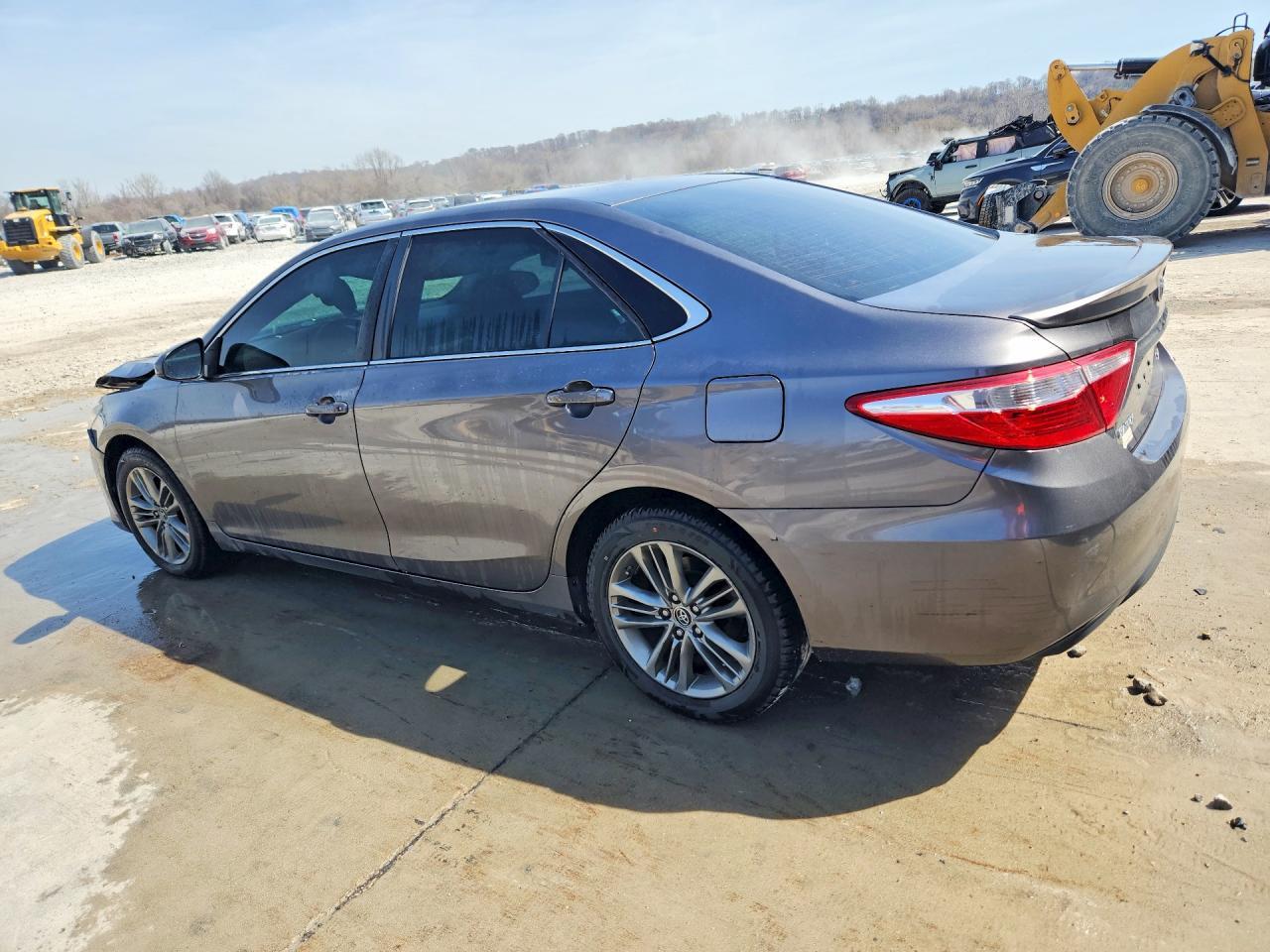 2015 TOYOTA CAMRY
