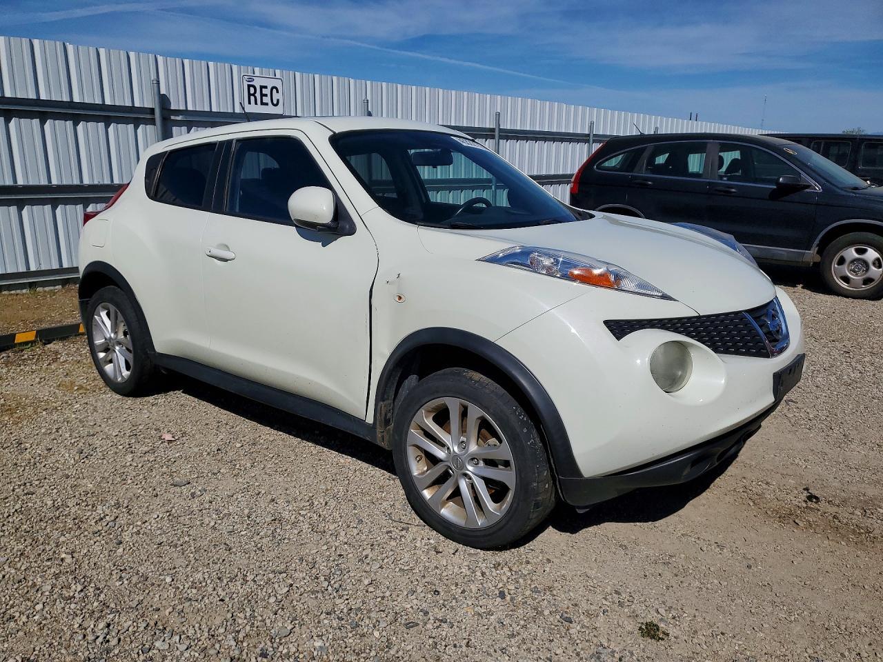 2011 NISSAN Juke
