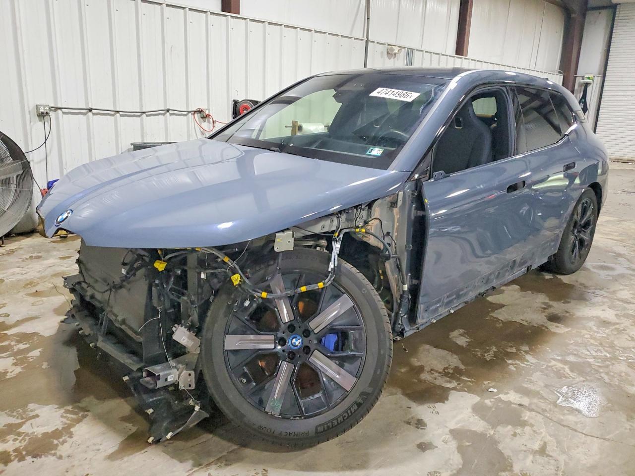 2024 BMW iX