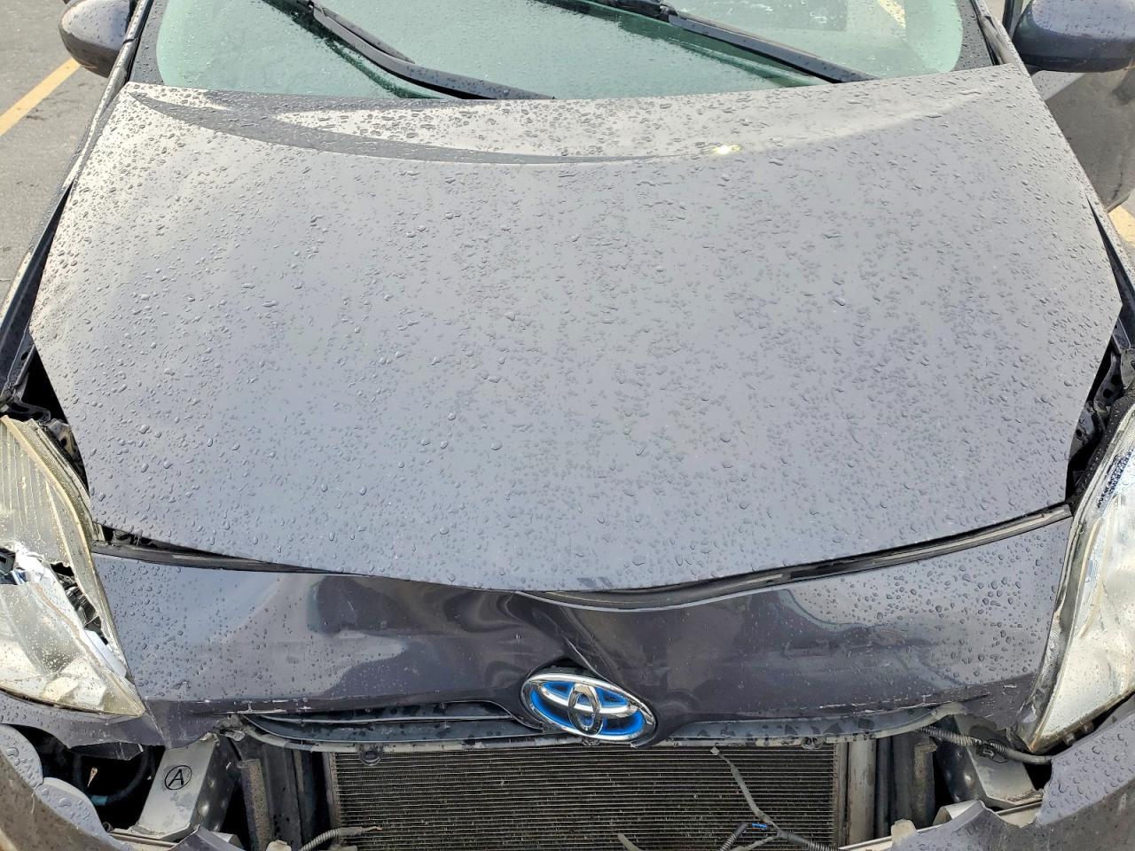 2011 TOYOTA PRIUS