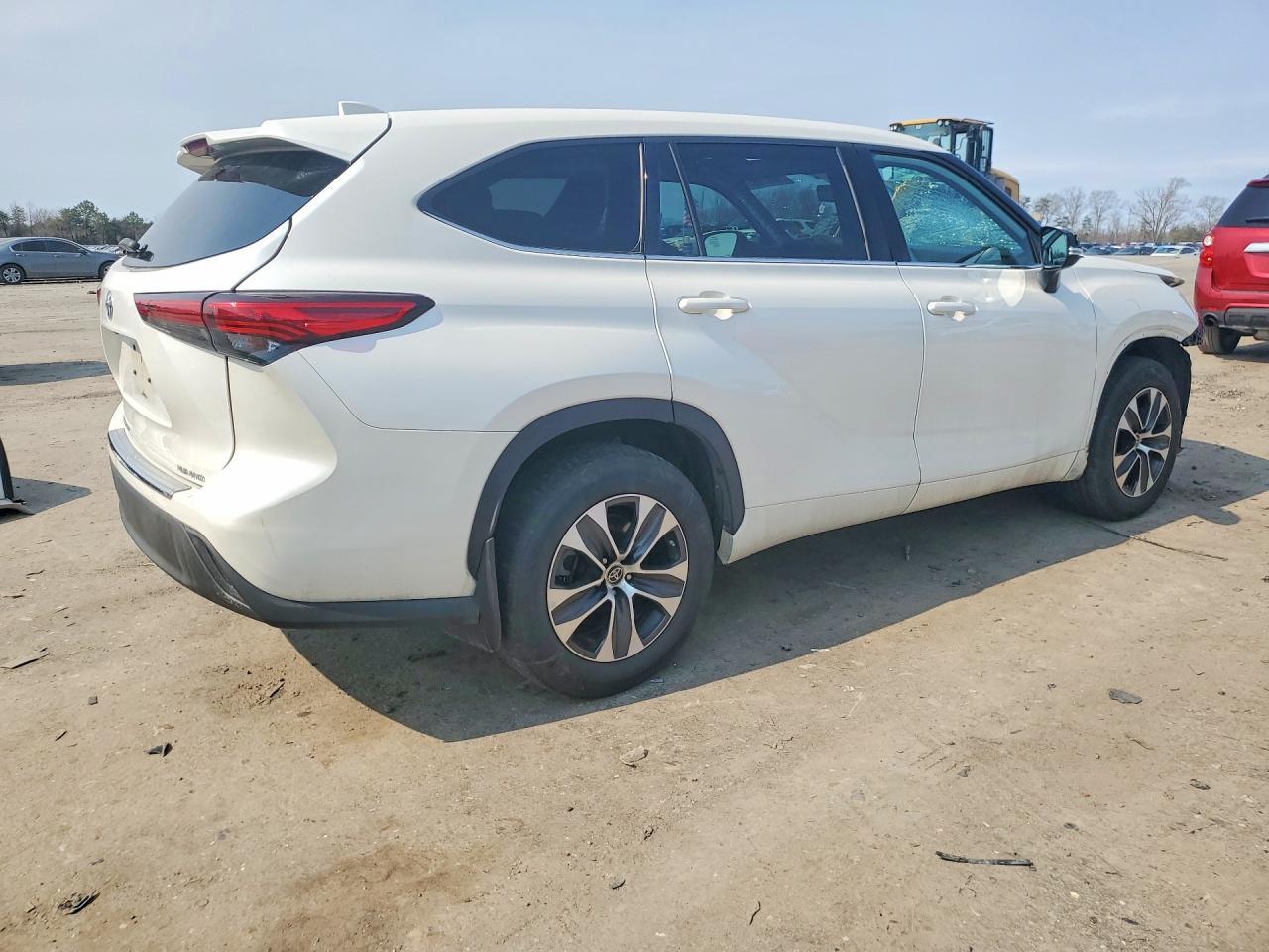 2020 TOYOTA HIGHLANDER