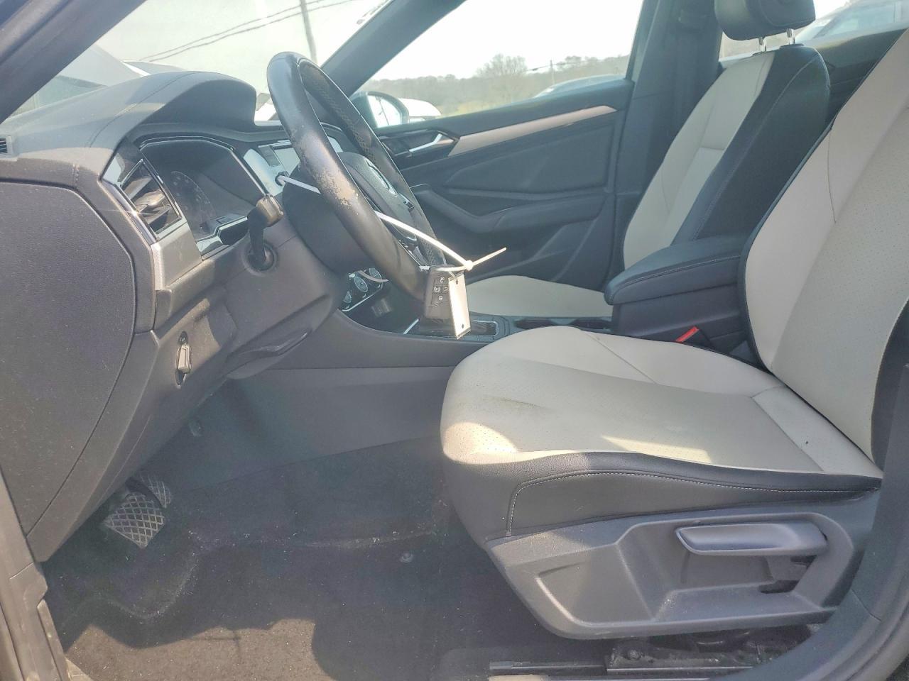 2019 VOLKSWAGEN JETTA