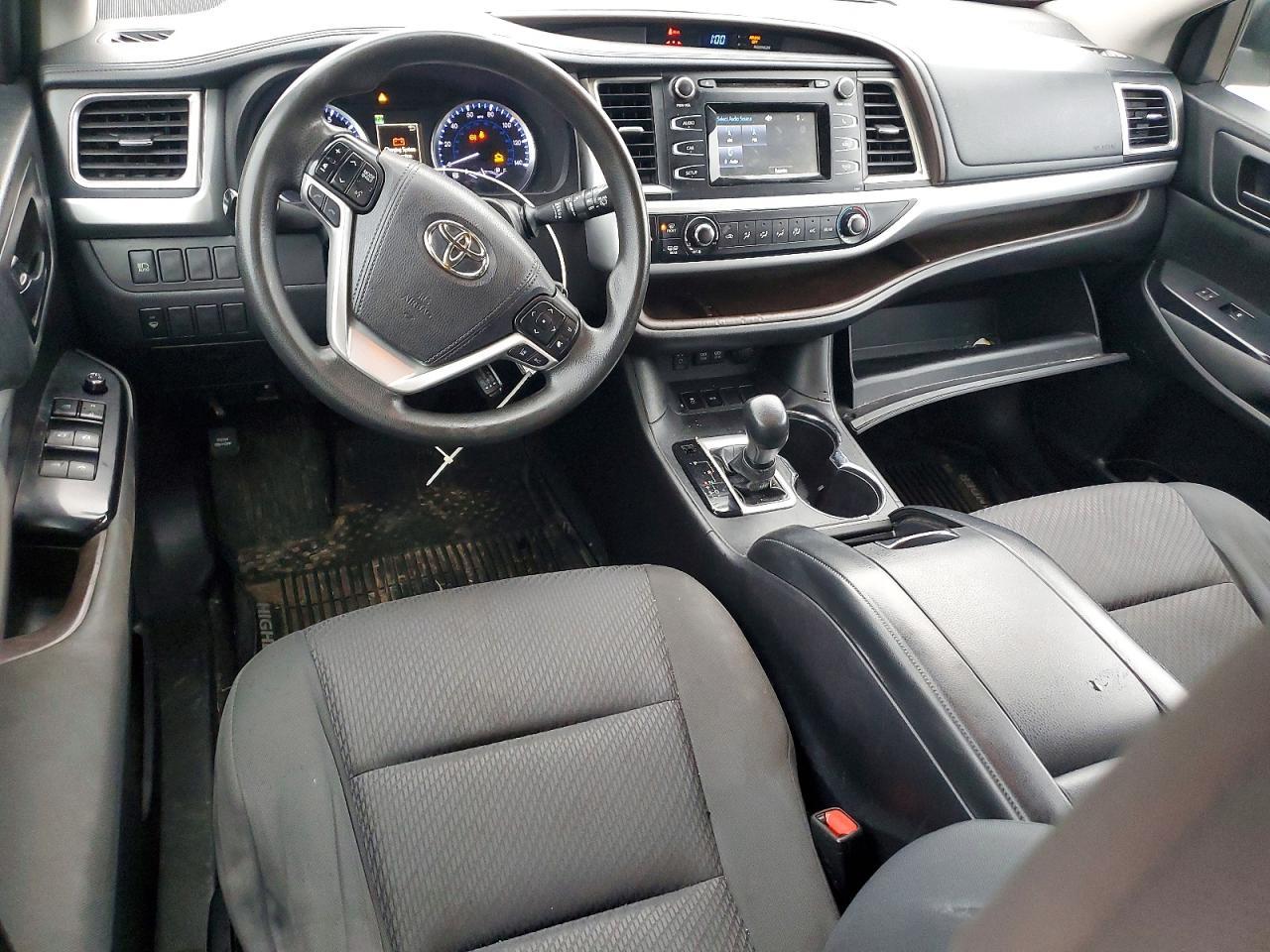 2018 TOYOTA HIGHLANDER